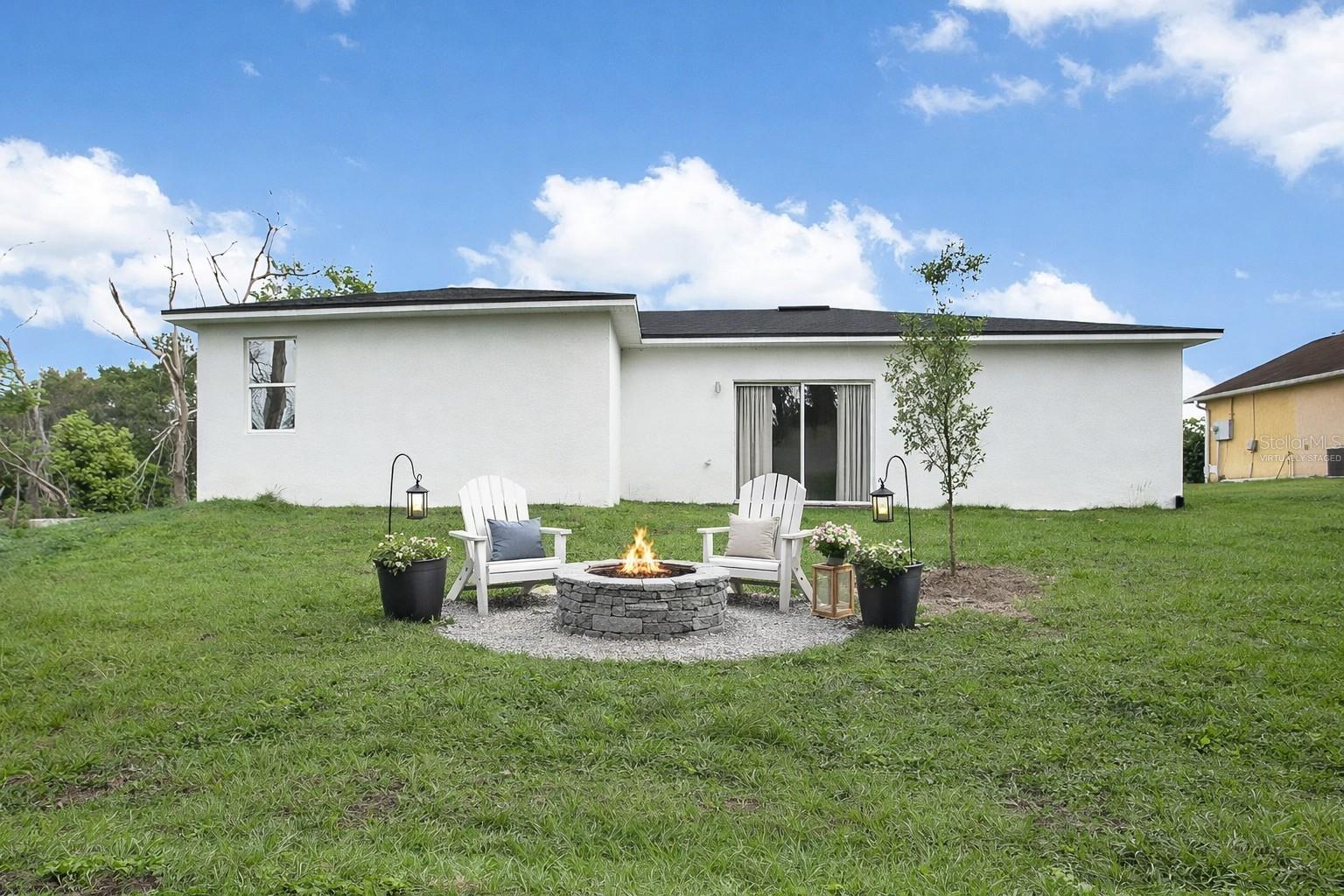 789 N MIDLAND DR, DELTONA, FL, 32725