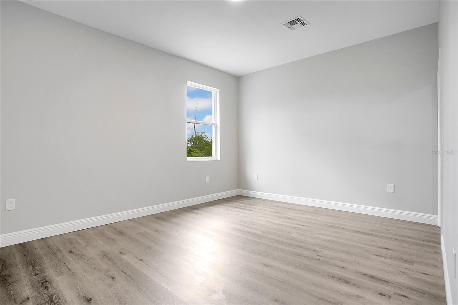 789 N MIDLAND DR, DELTONA, FL, 32725