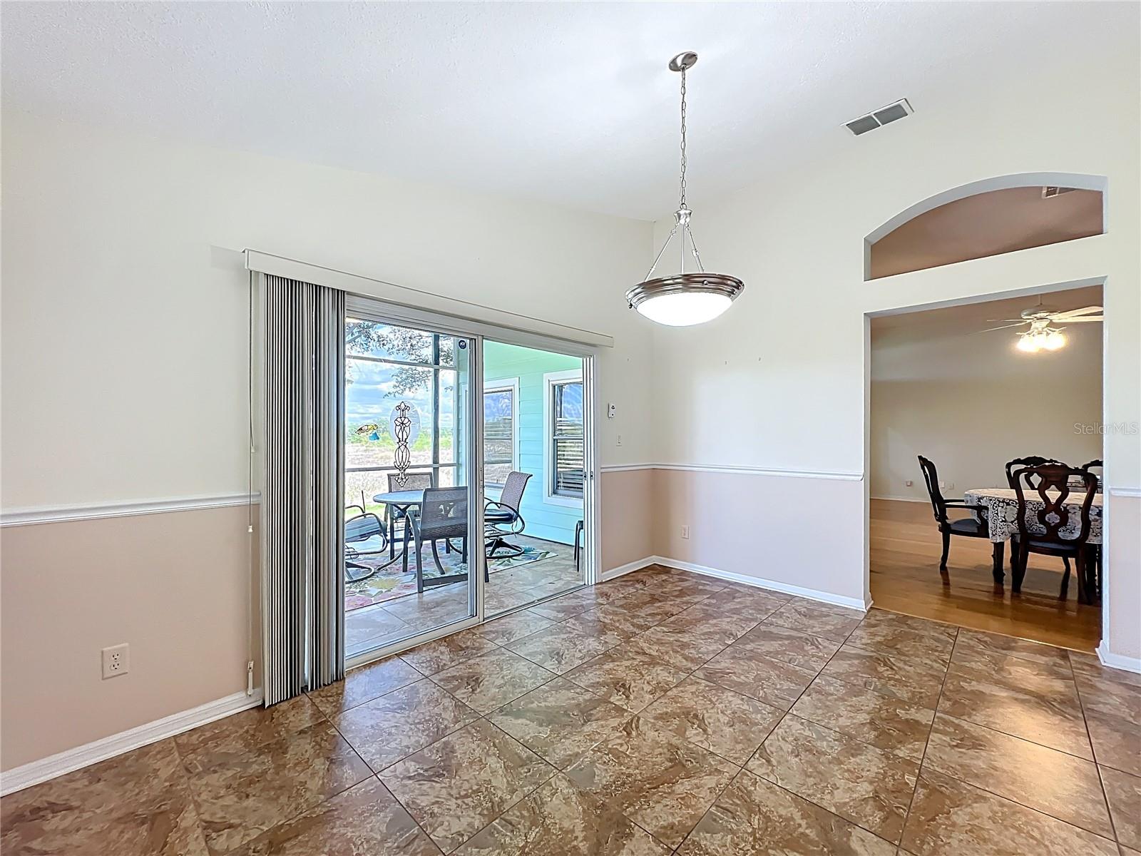 4822 SAWGRASS LAKE CIR, LEESBURG, FL, 34748