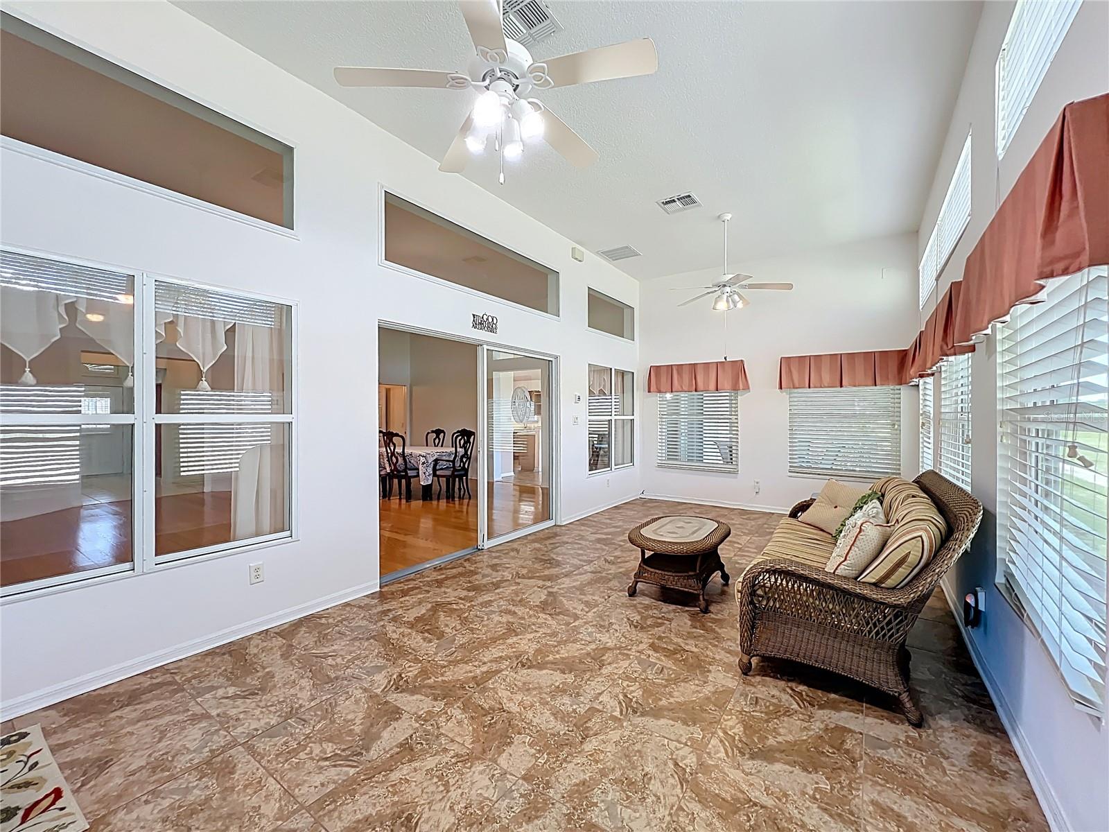 4822 SAWGRASS LAKE CIR, LEESBURG, FL, 34748