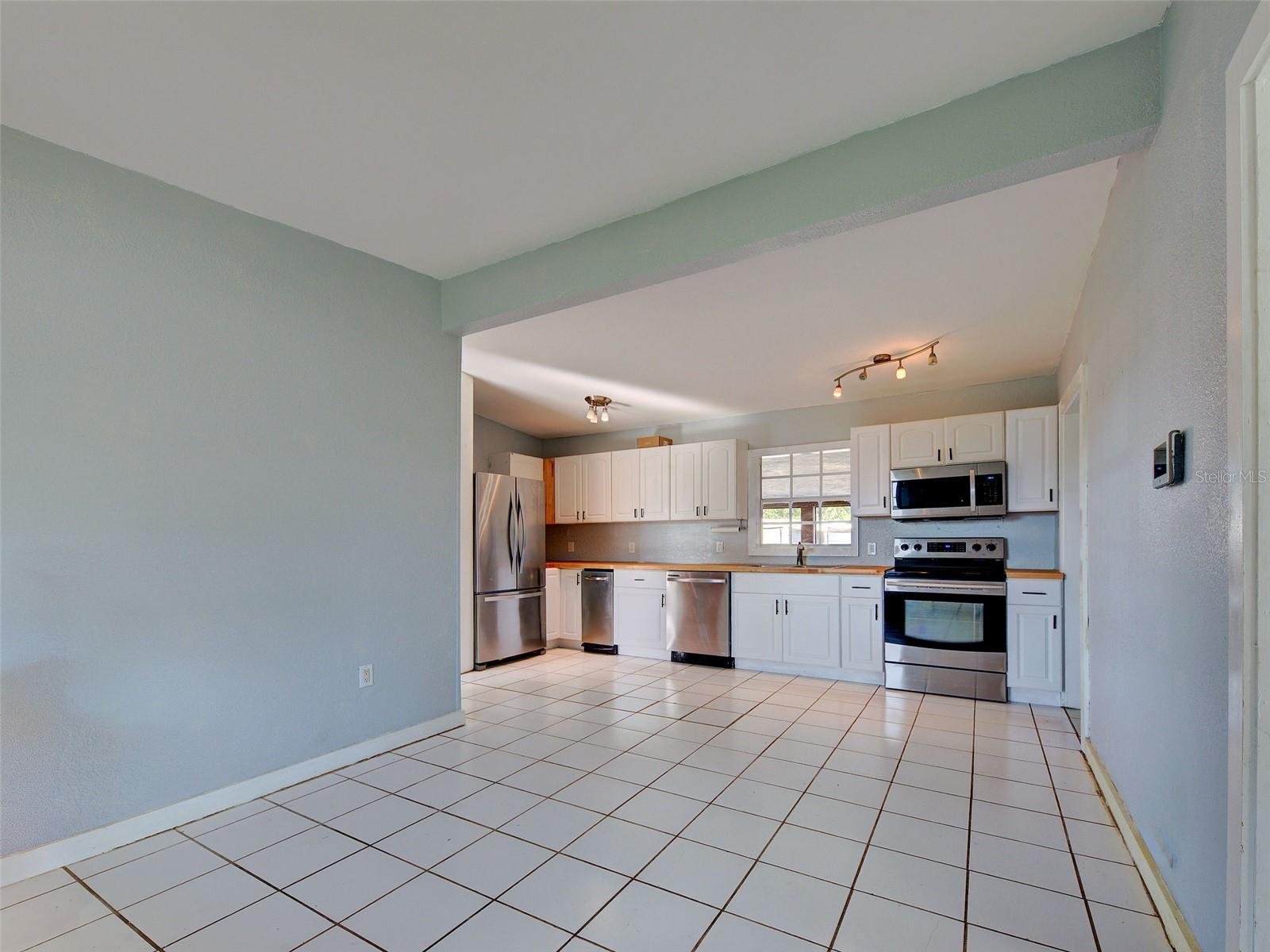 3101 WHITING LN, PORT CHARLOTTE, FL, 33952