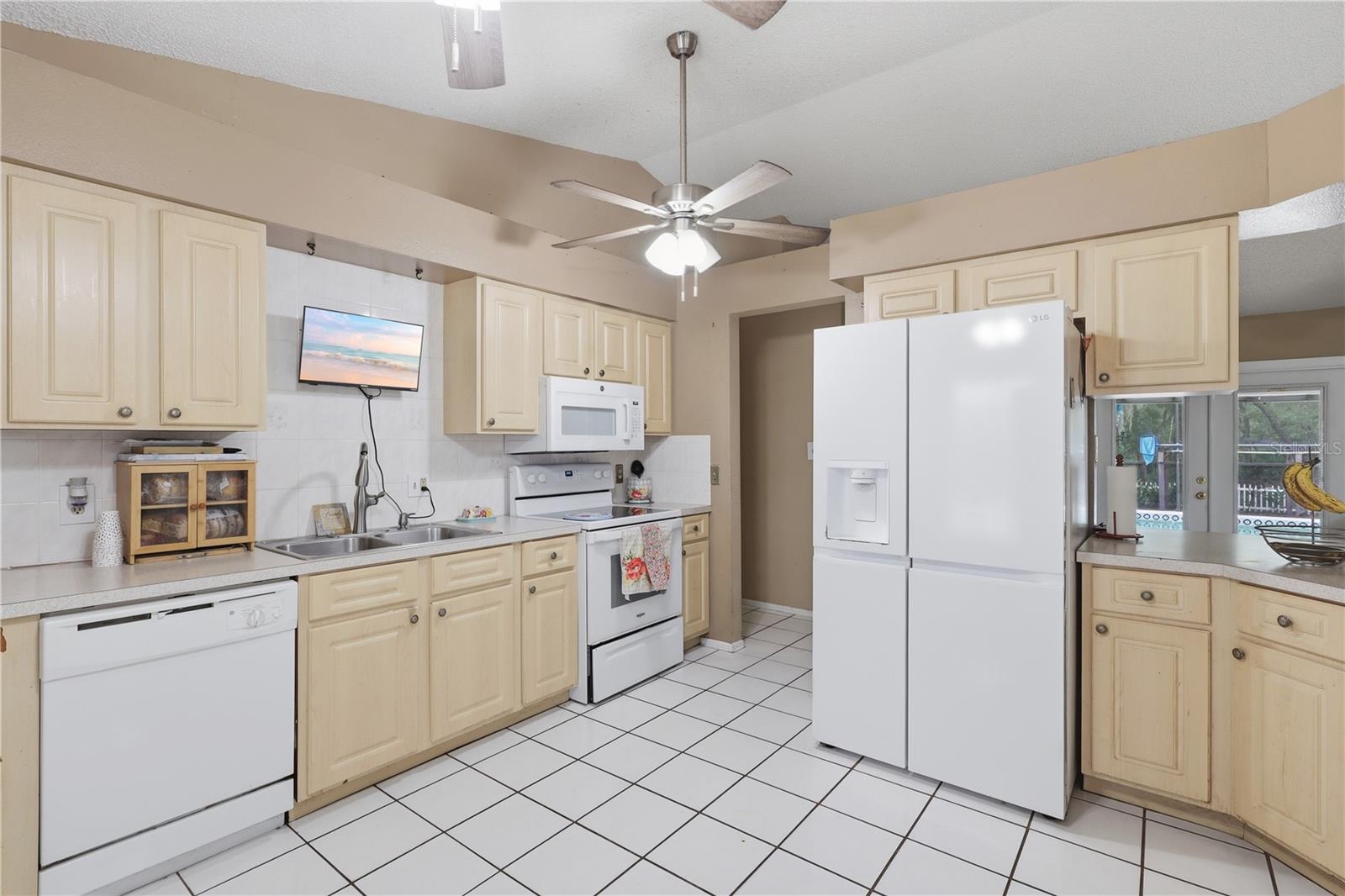 1326 FERENDINA DR, DELTONA, FL, 32725