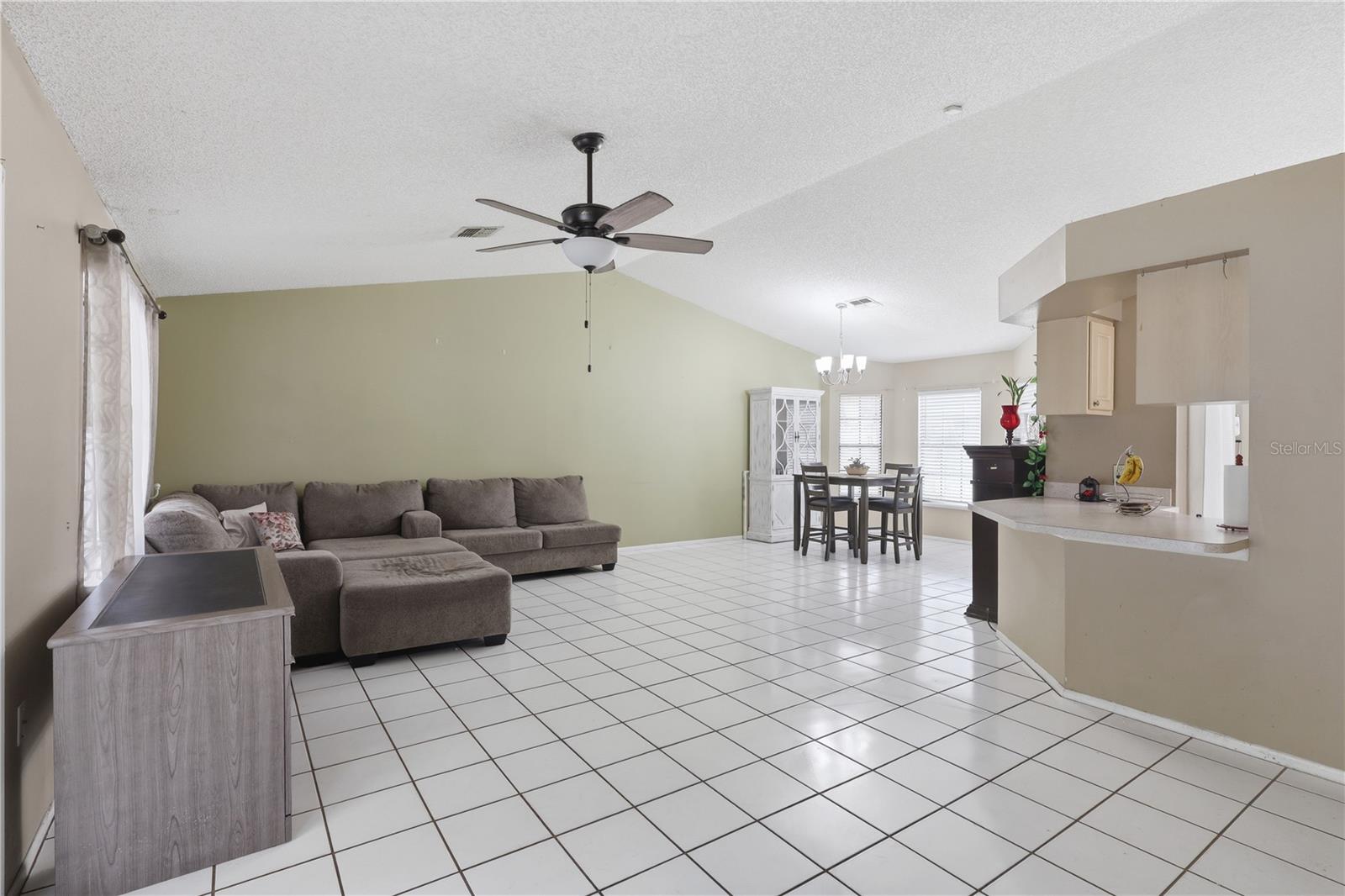 1326 FERENDINA DR, DELTONA, FL, 32725