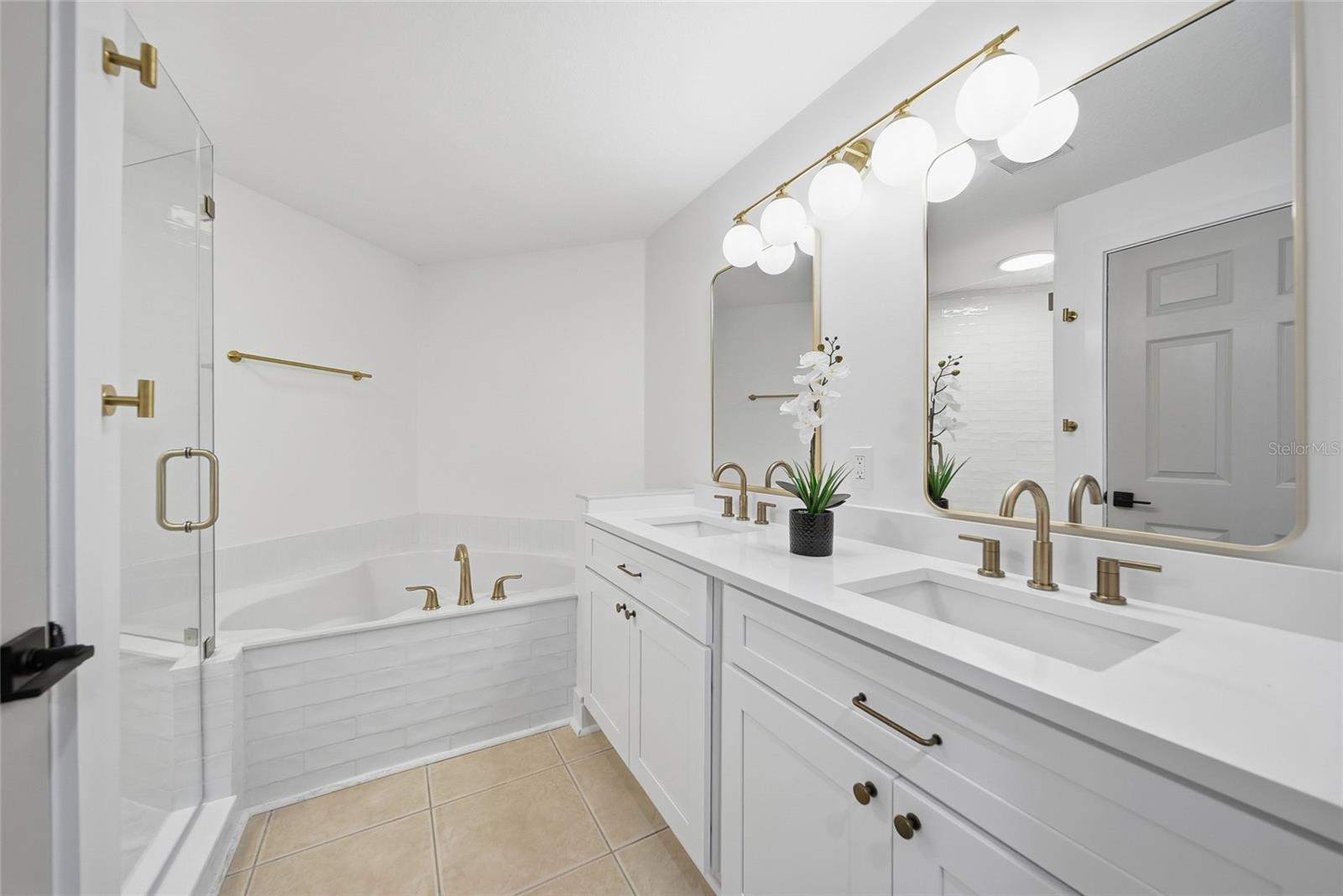 7084 PROSPERITY CIR #1102, SARASOTA, FL, 34238