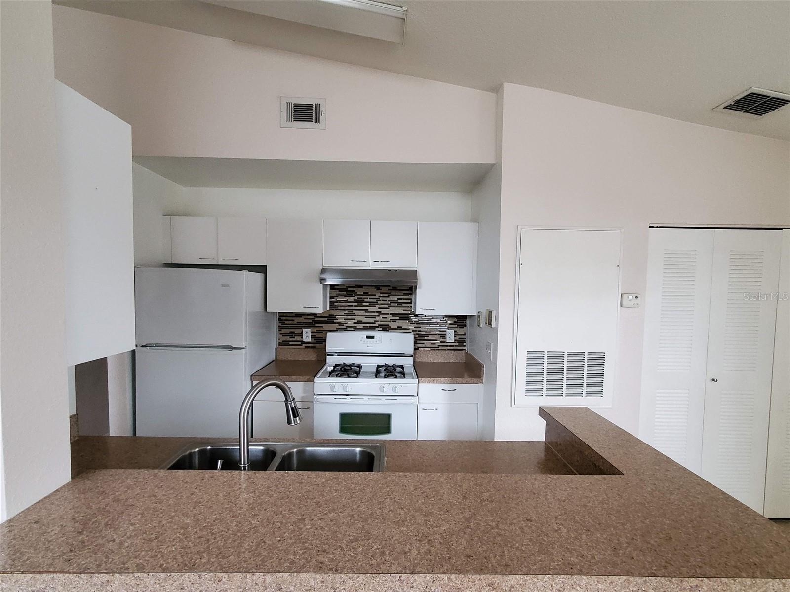 1604 COLUMBIA ARMS CIR #216, KISSIMMEE, FL, 34741