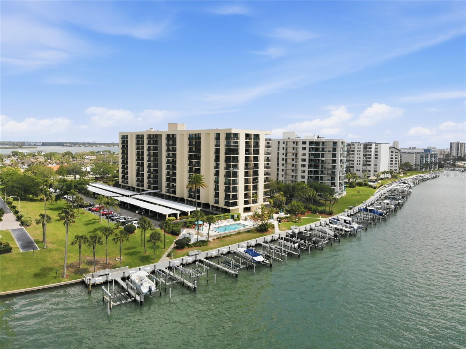 690 ISLAND WAY #307, CLEARWATER BEACH, FL, 33767
