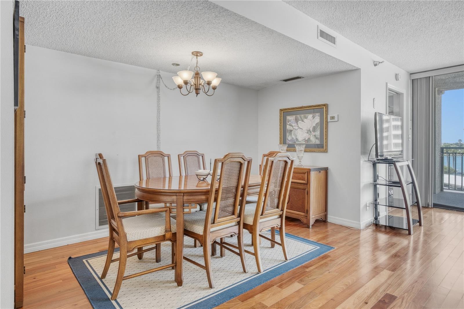 690 ISLAND WAY #307, CLEARWATER BEACH, FL, 33767