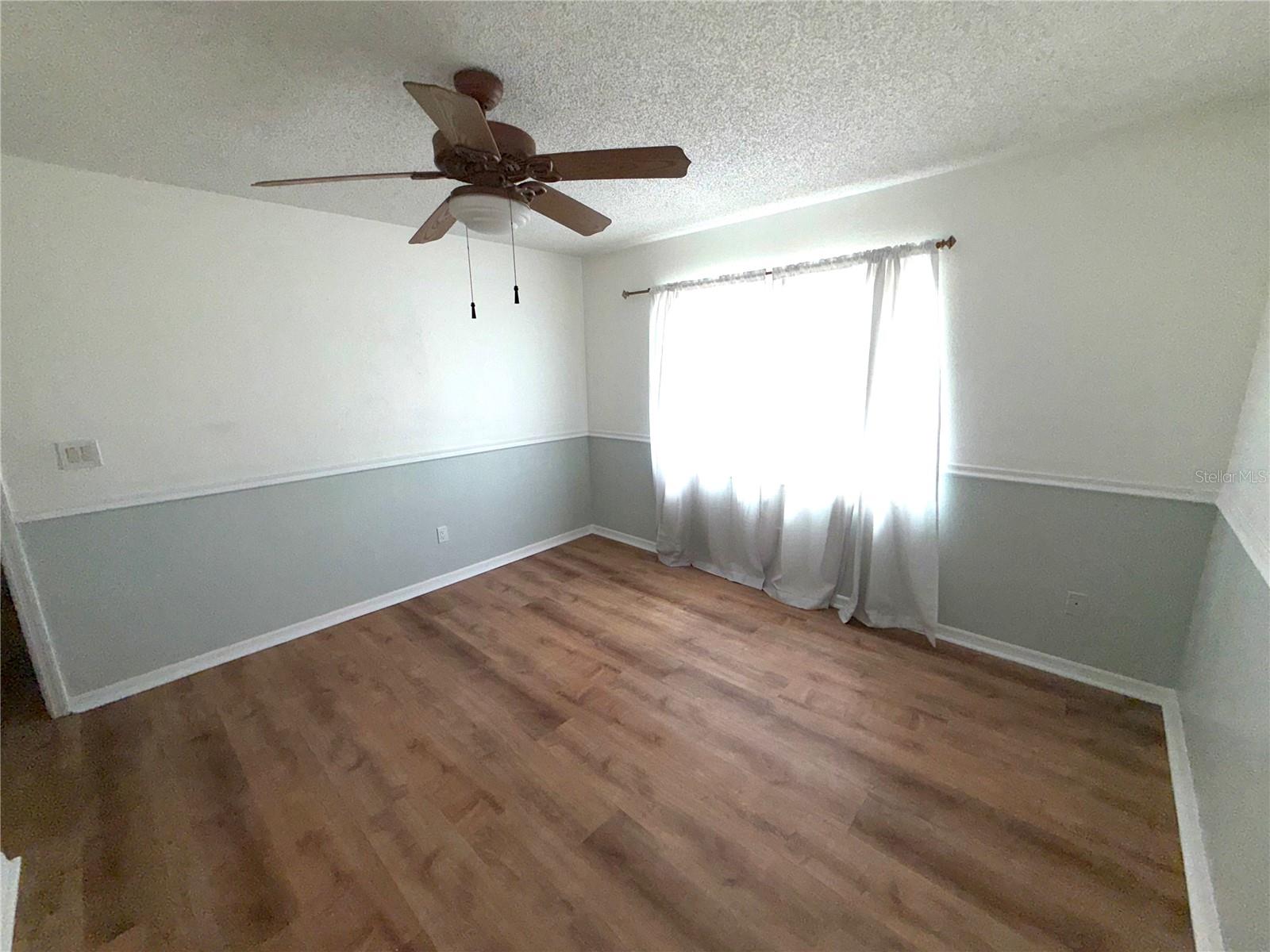 3500 OVERLOOK DR NE, ST PETERSBURG, FL, 33703