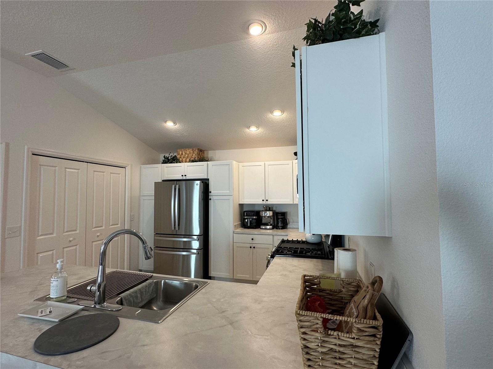 1557 FERRY PL, THE VILLAGES, FL, 34762