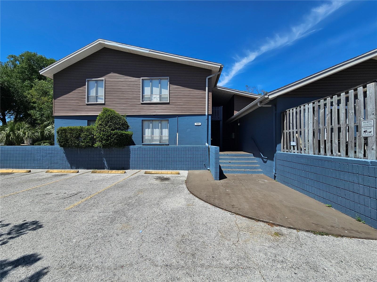 7601 PAULA DR #3, TAMPA, FL, 33615