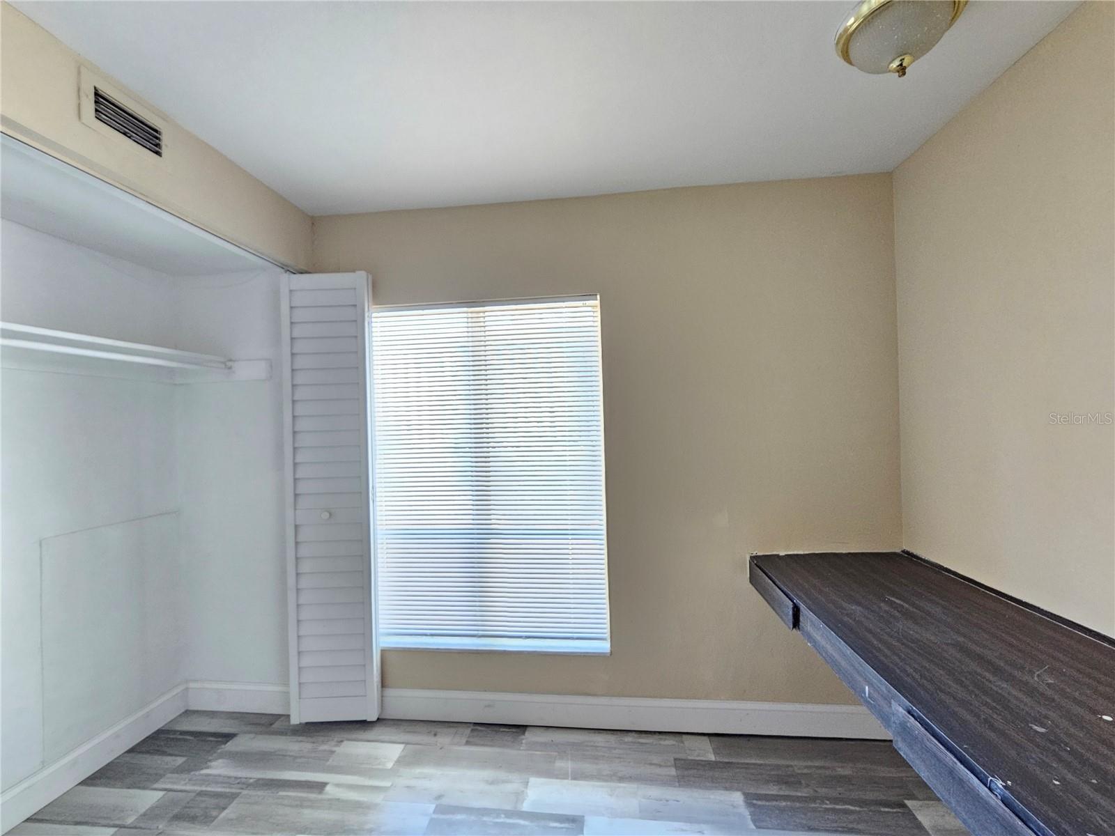 7601 PAULA DR #3, TAMPA, FL, 33615