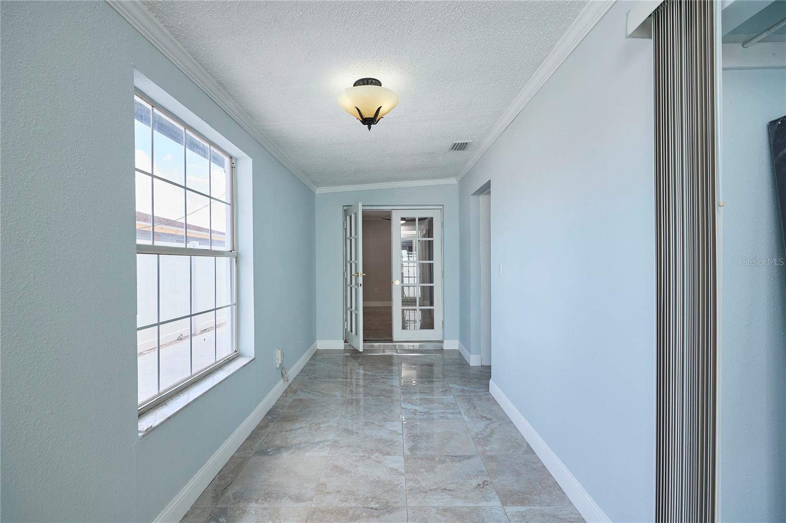 6804 N HUBERT AVE, TAMPA, FL, 33614