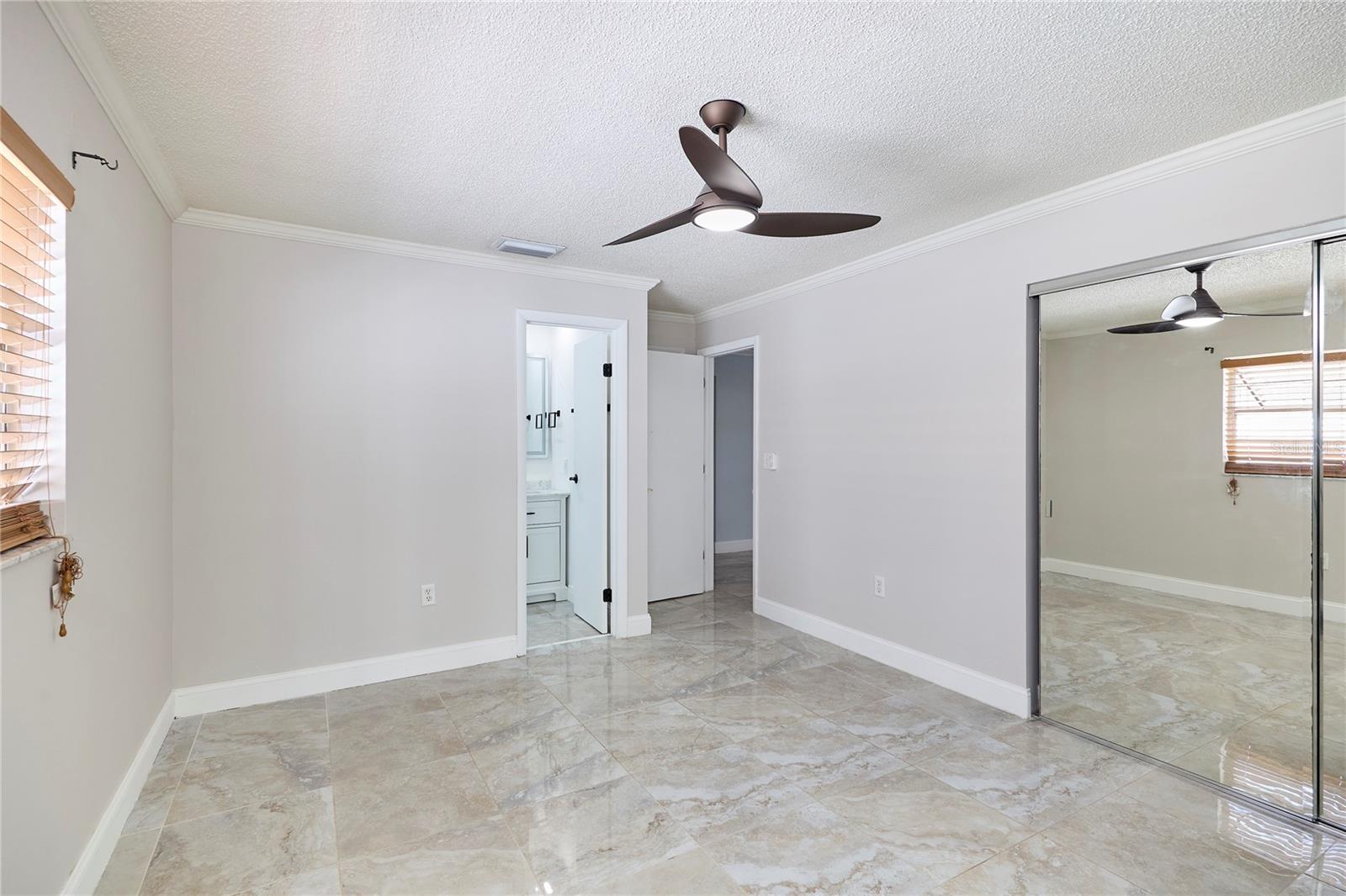 6804 N HUBERT AVE, TAMPA, FL, 33614