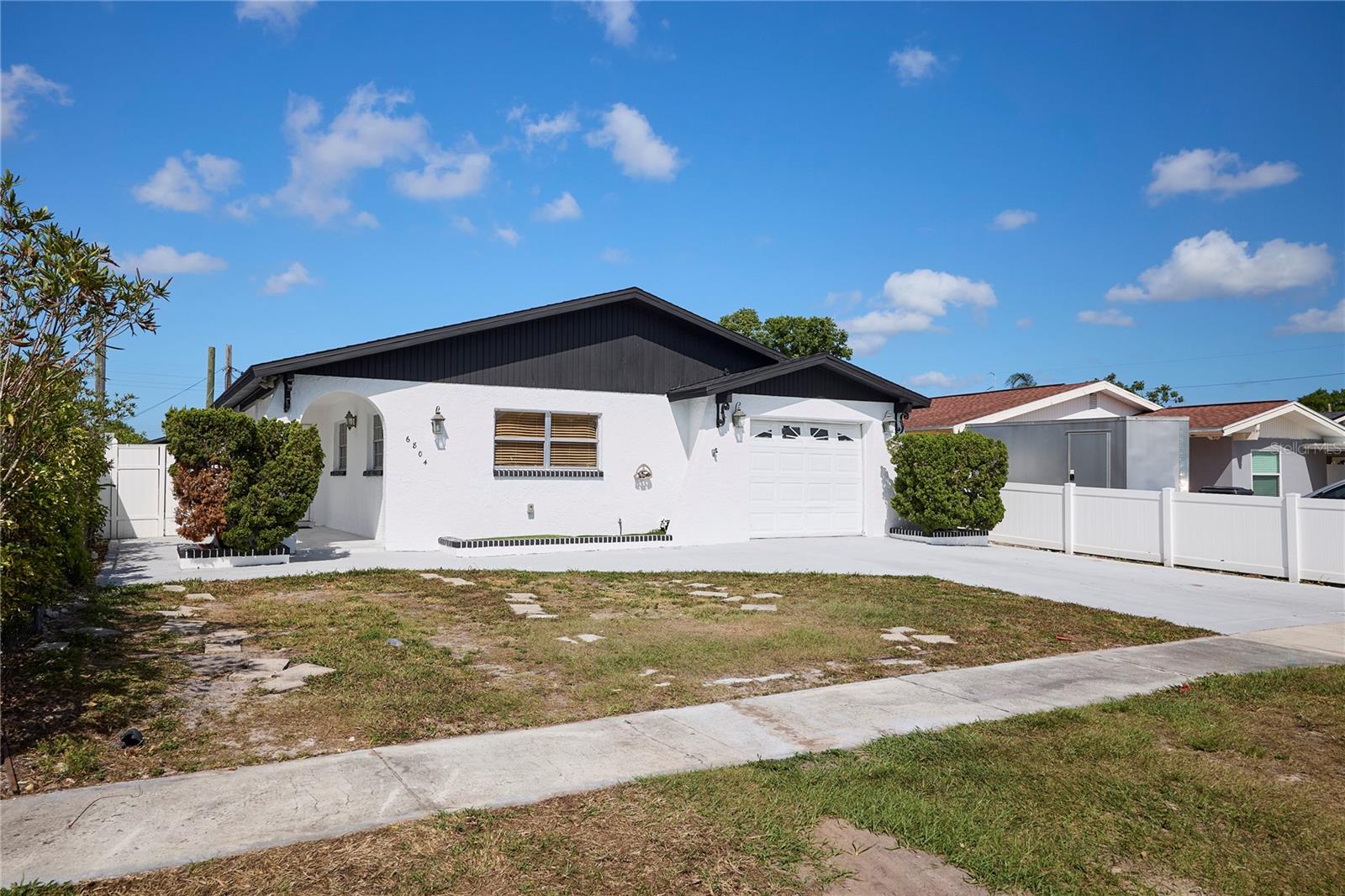 6804 N HUBERT AVE, TAMPA, FL, 33614