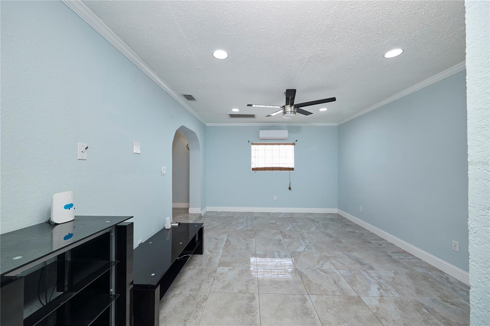 6804 N HUBERT AVE, TAMPA, FL, 33614