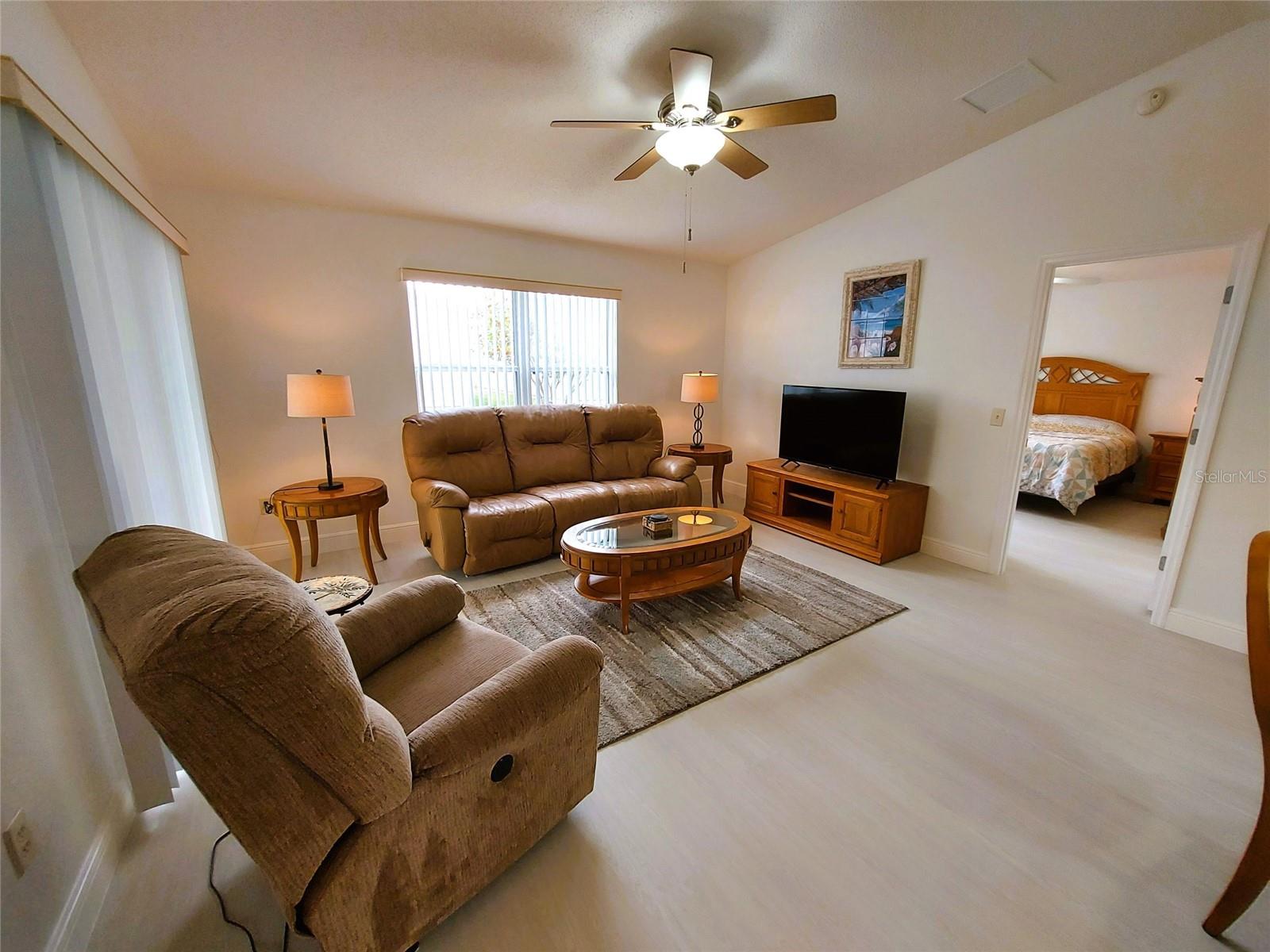 1240 PAGELAND WAY, THE VILLAGES, FL, 32162