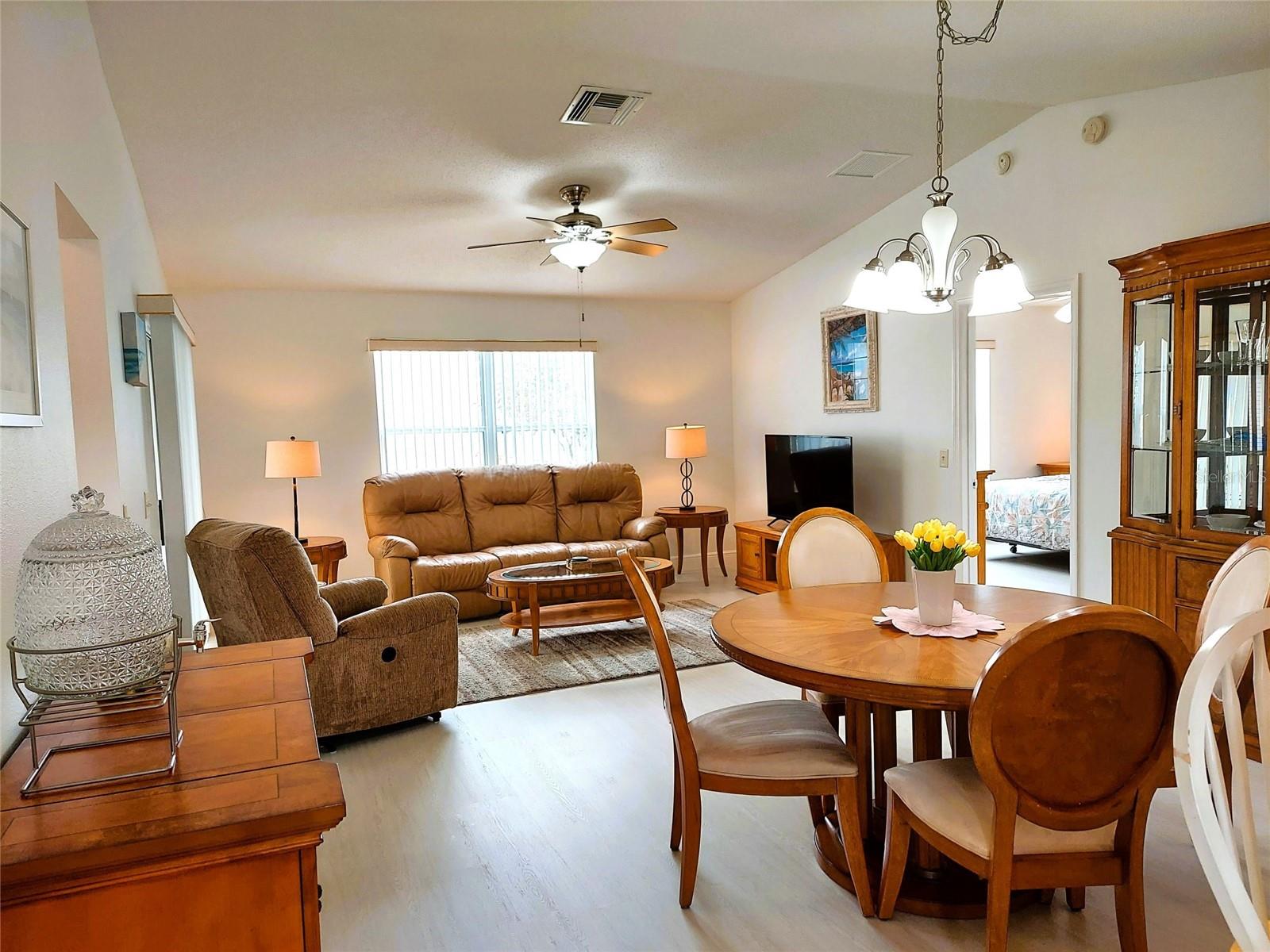 1240 PAGELAND WAY, THE VILLAGES, FL, 32162