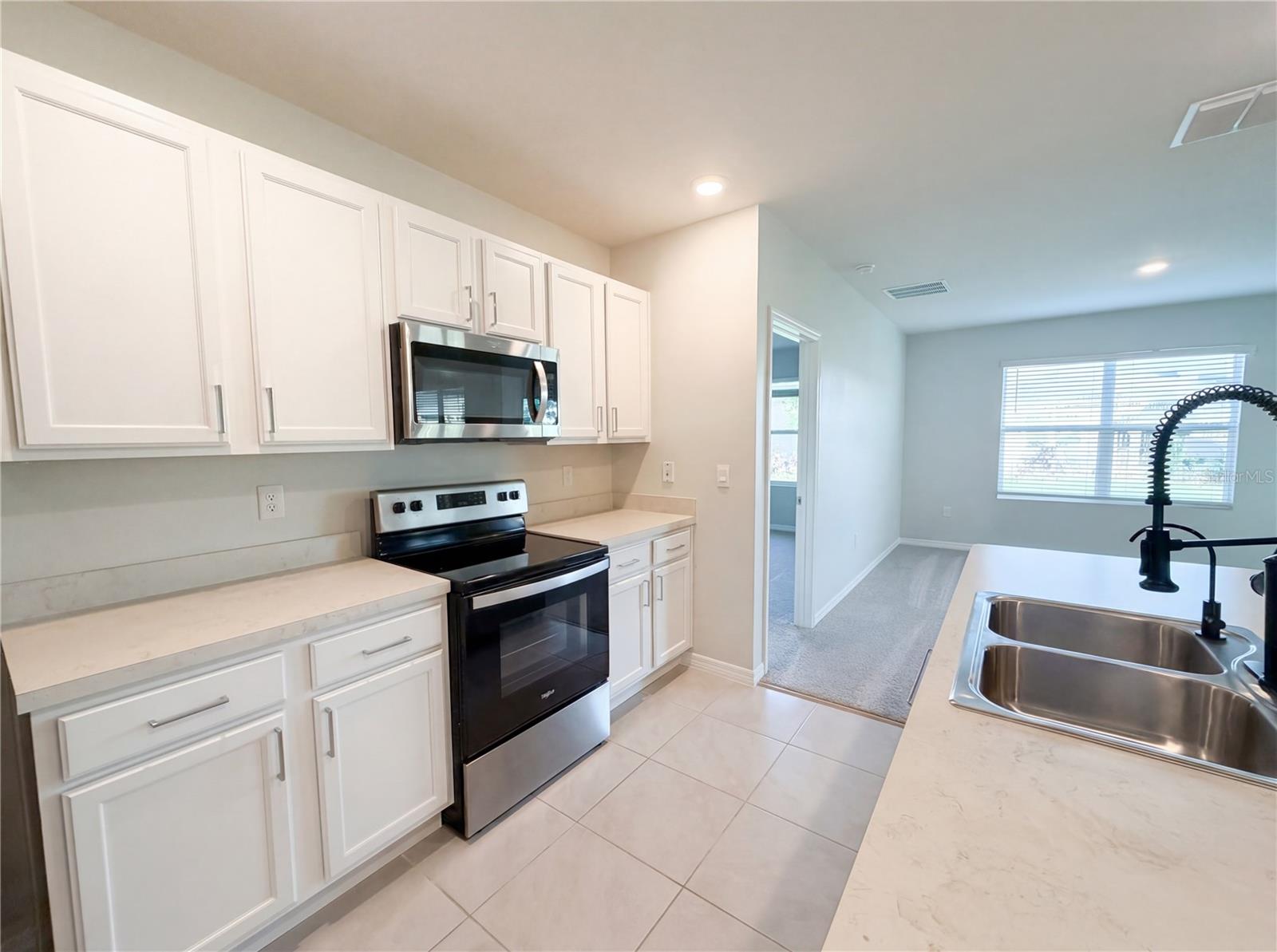 1818 IRBY CT, TAVARES, FL, 32778