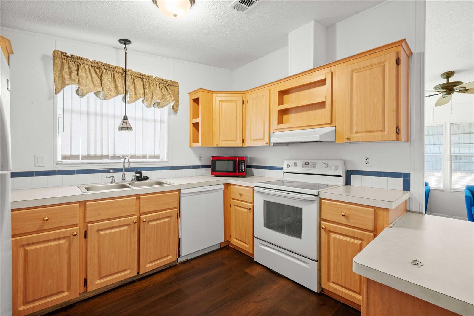 3210 HICKORY DR, WESLEY CHAPEL, FL, 33543