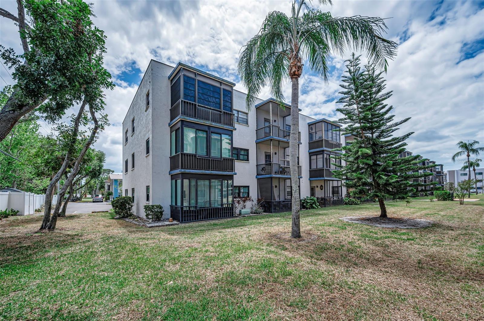 5969 TERRACE PARK DR N #303, ST PETERSBURG, FL, 33709