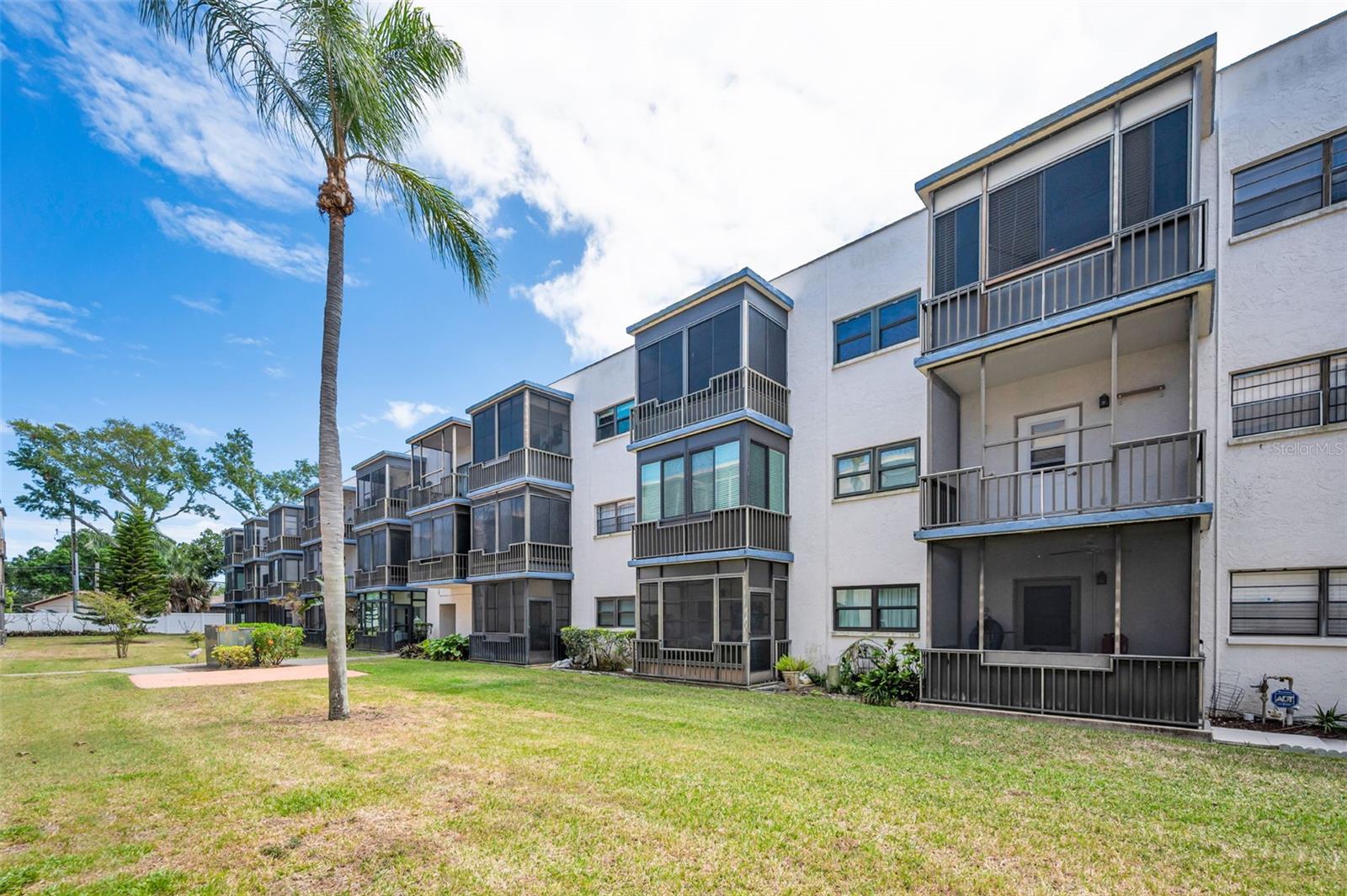 5969 TERRACE PARK DR N #303, ST PETERSBURG, FL, 33709