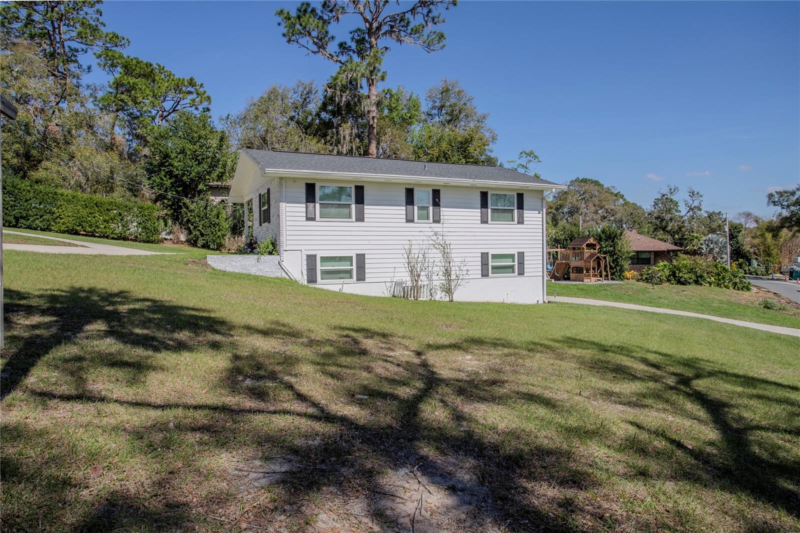 1930 HILLTOP DR, MOUNT DORA, FL, 32757