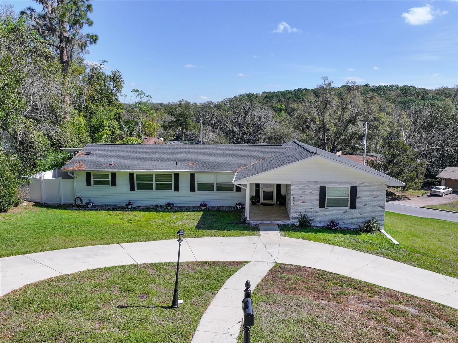 1930 HILLTOP DR, MOUNT DORA, FL, 32757