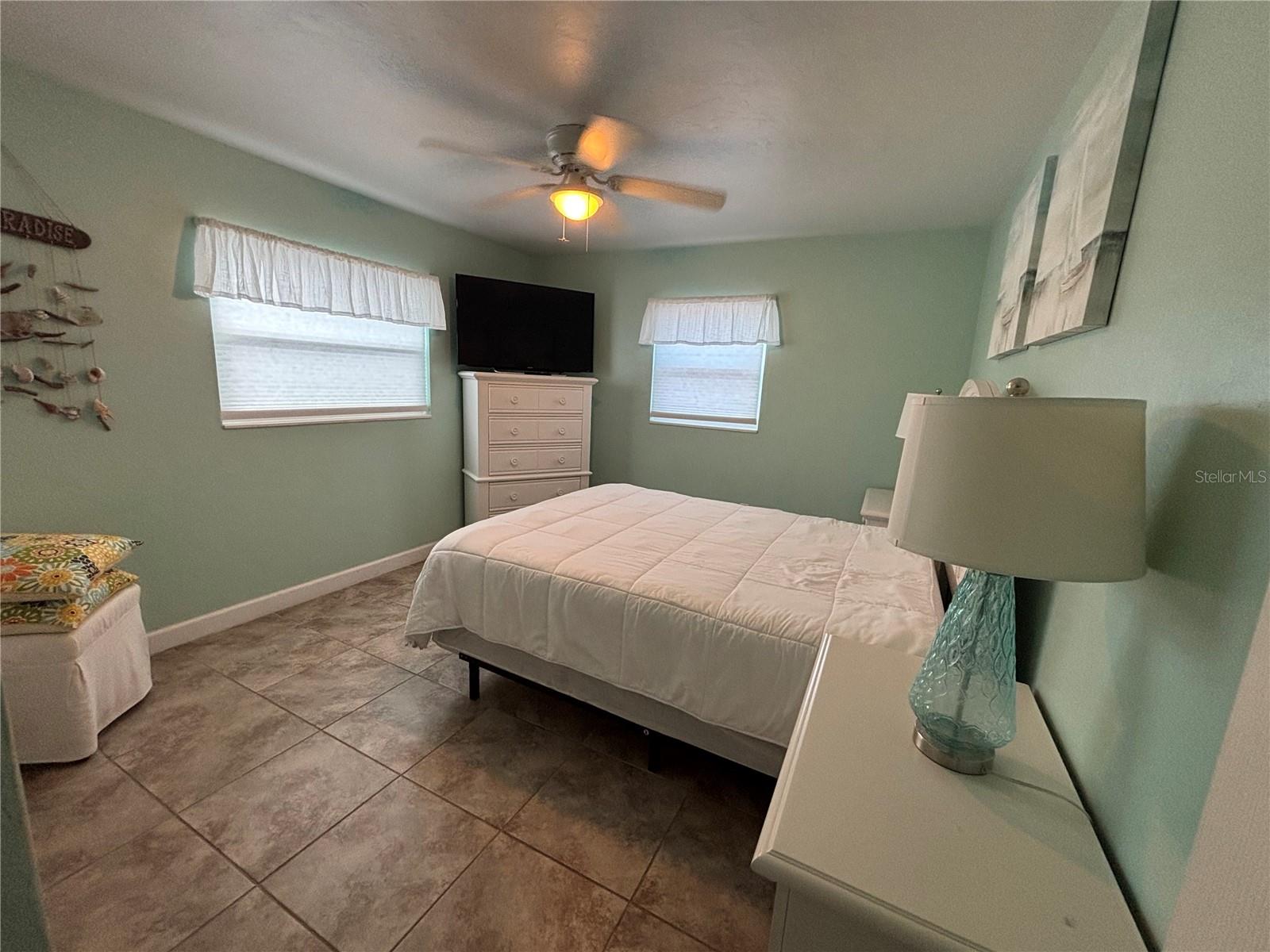 1008 ESTREMADURA DR, BRADENTON, FL, 34209