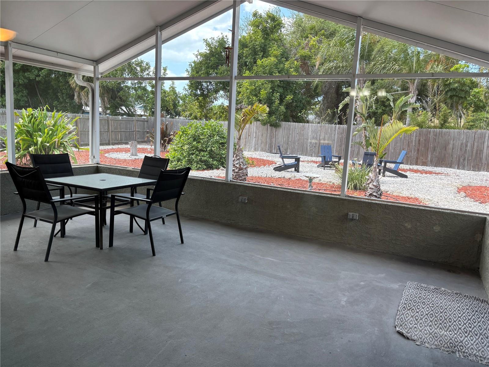 1008 ESTREMADURA DR, BRADENTON, FL, 34209