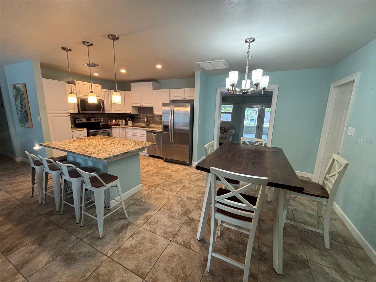 1008 ESTREMADURA DR, BRADENTON, FL, 34209