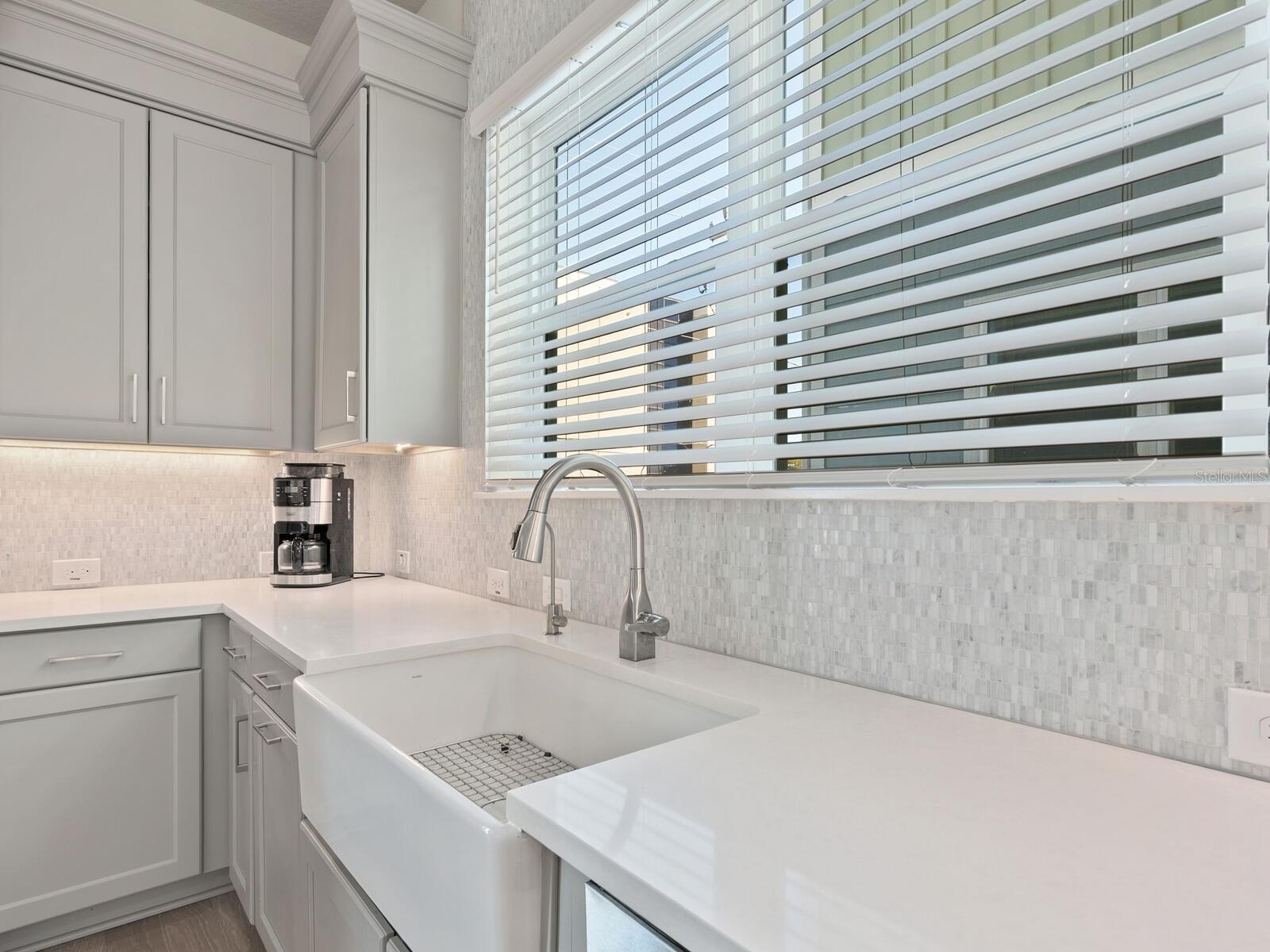 508 LAUREL PARK DR, SARASOTA, FL, 34236