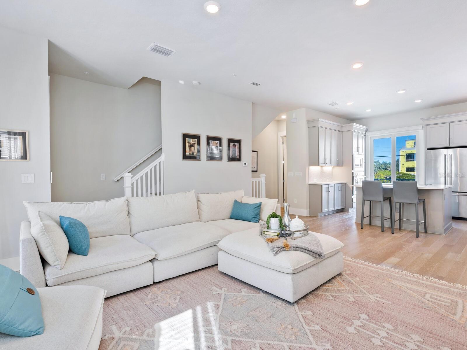 508 LAUREL PARK DR, SARASOTA, FL, 34236