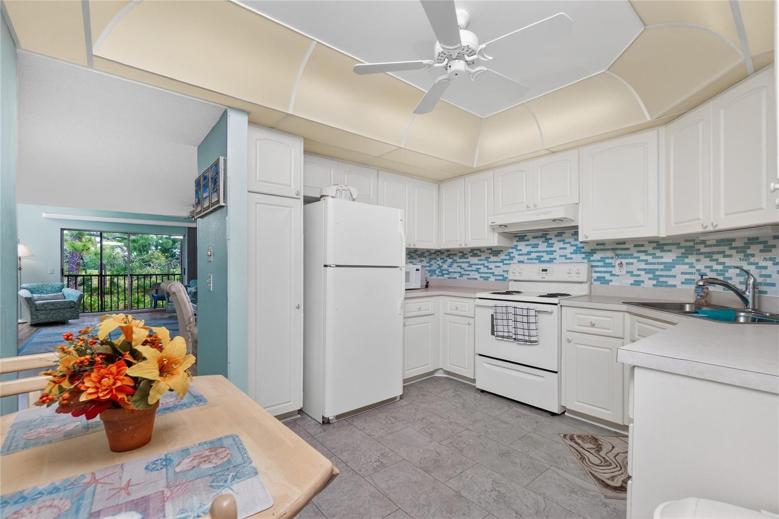 207 RUBENS DR #G, NOKOMIS, FL, 34275