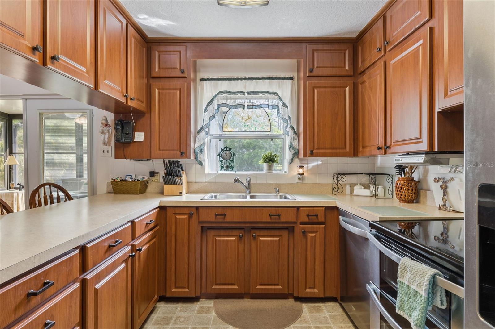 150 E STATE ROAD 46, GENEVA, FL, 32732