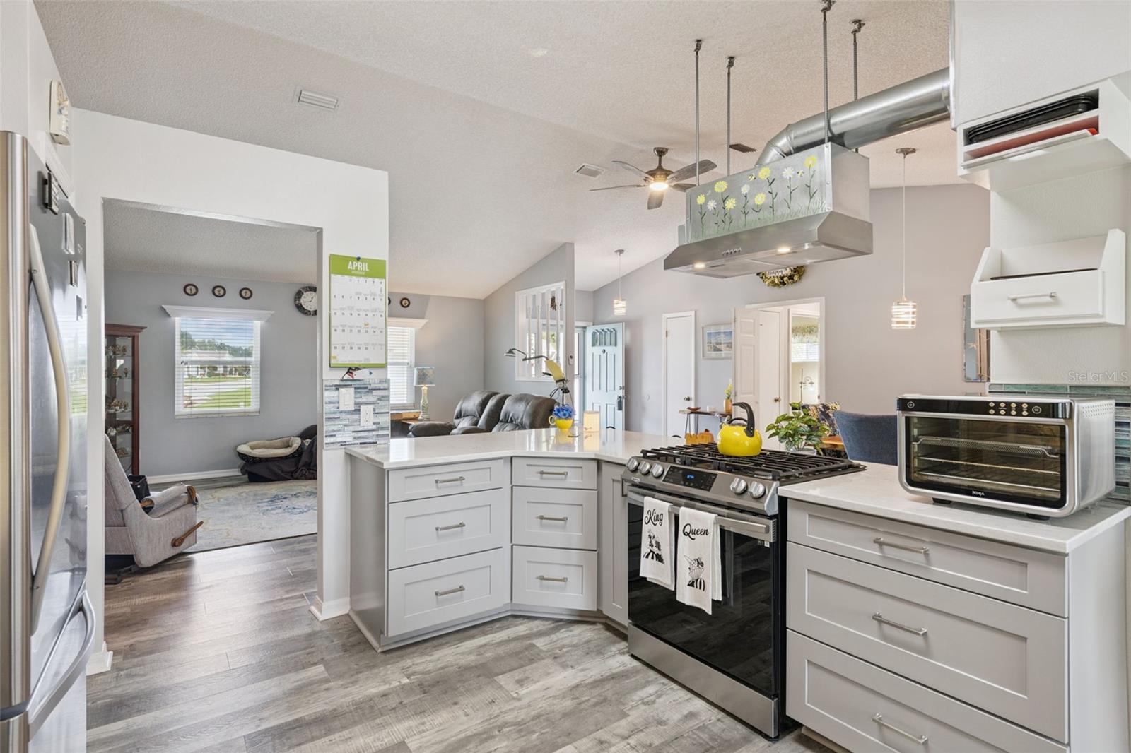 6348 HIGHLAND LAKES BLVD, LEESBURG, FL, 34748