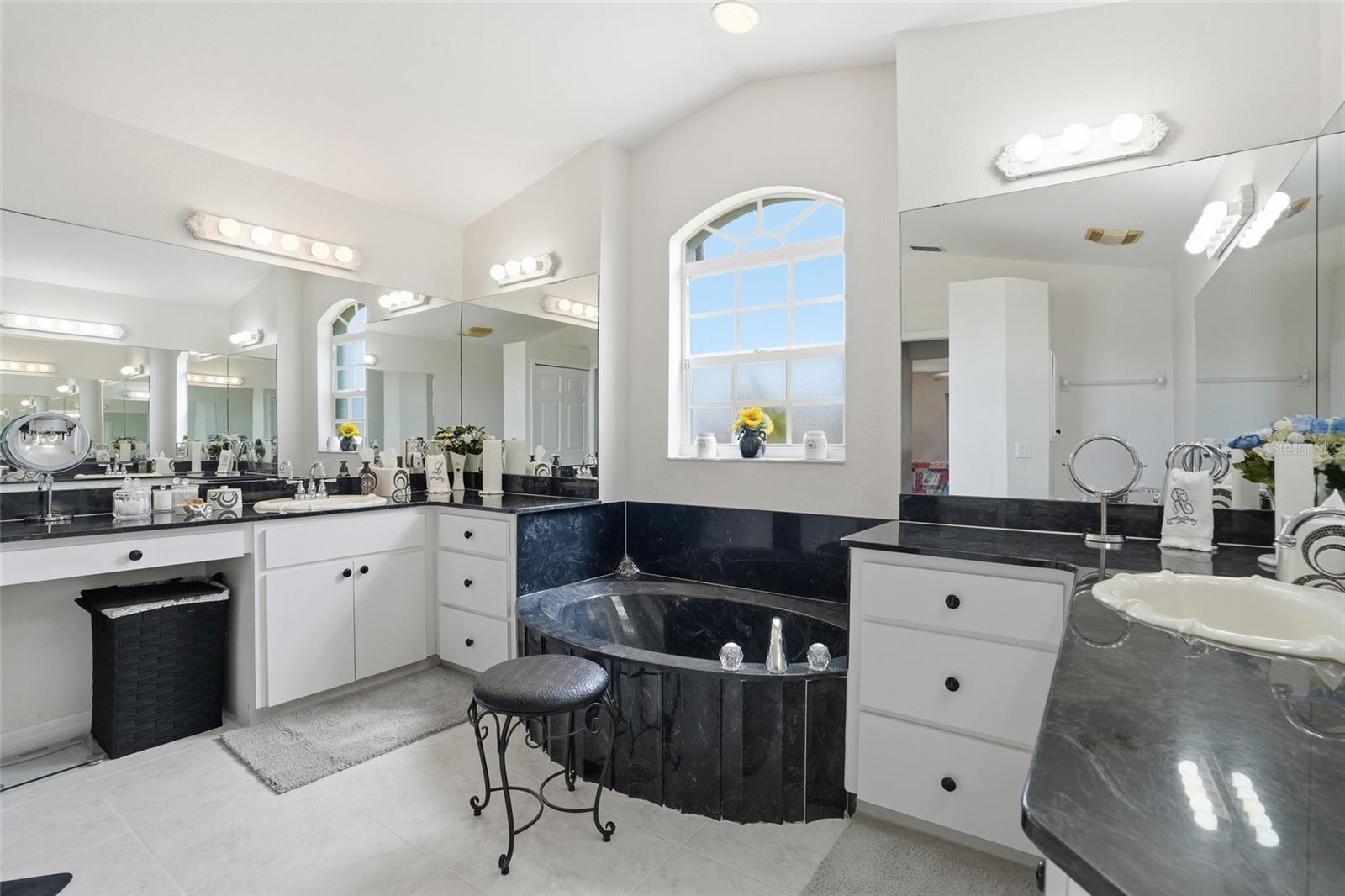 23290 FREEPORT AVE, PORT CHARLOTTE, FL, 33954
