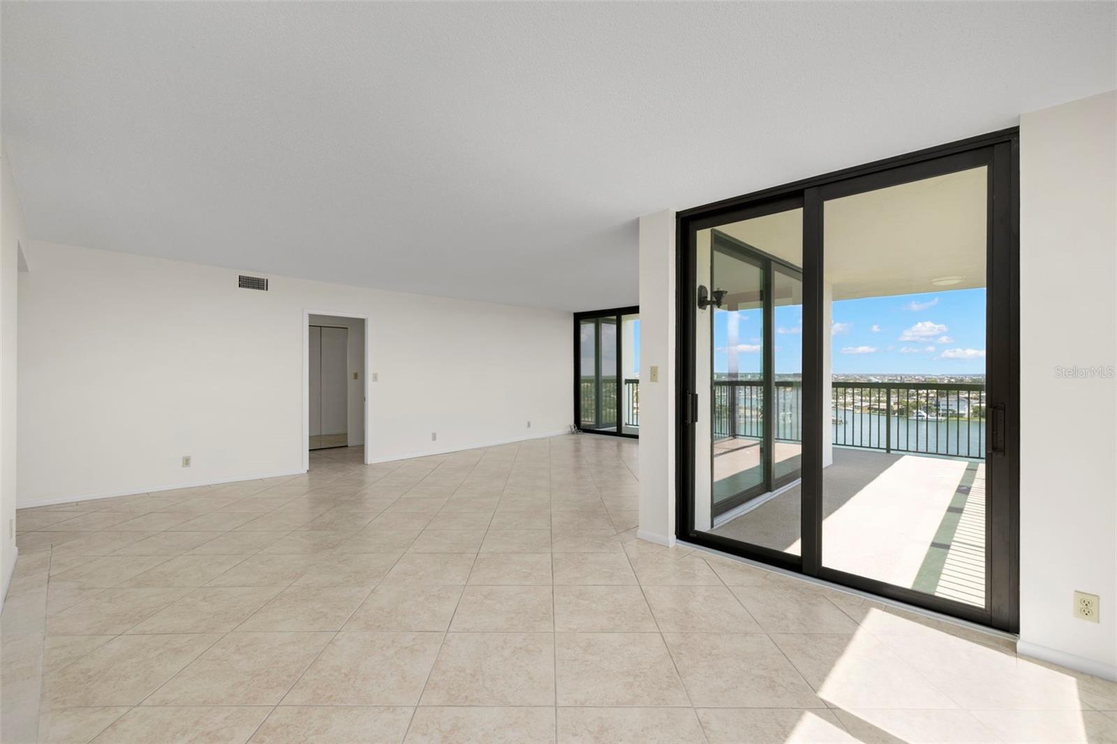 9425 BLIND PASS RD #1008, ST PETE BEACH, FL, 33706