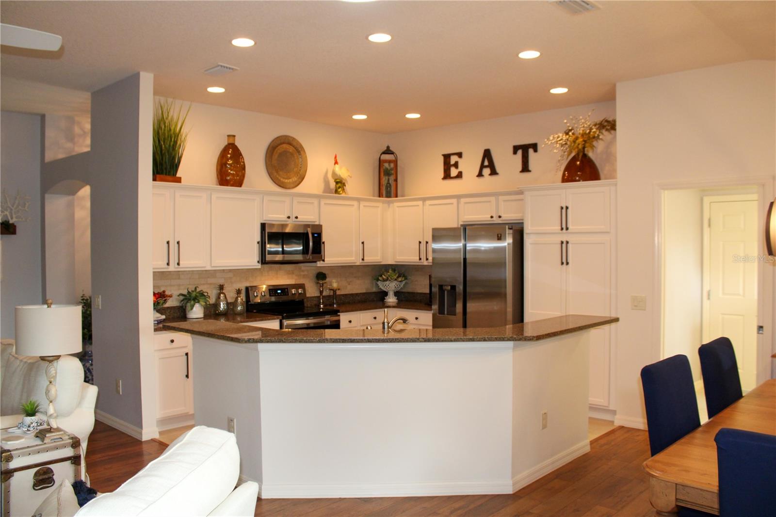1883 LOADSTAR AVE, THE VILLAGES, FL, 32162
