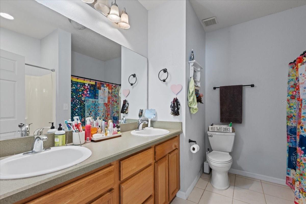 700 SW 105TH ST, TRENTON, FL, 32693