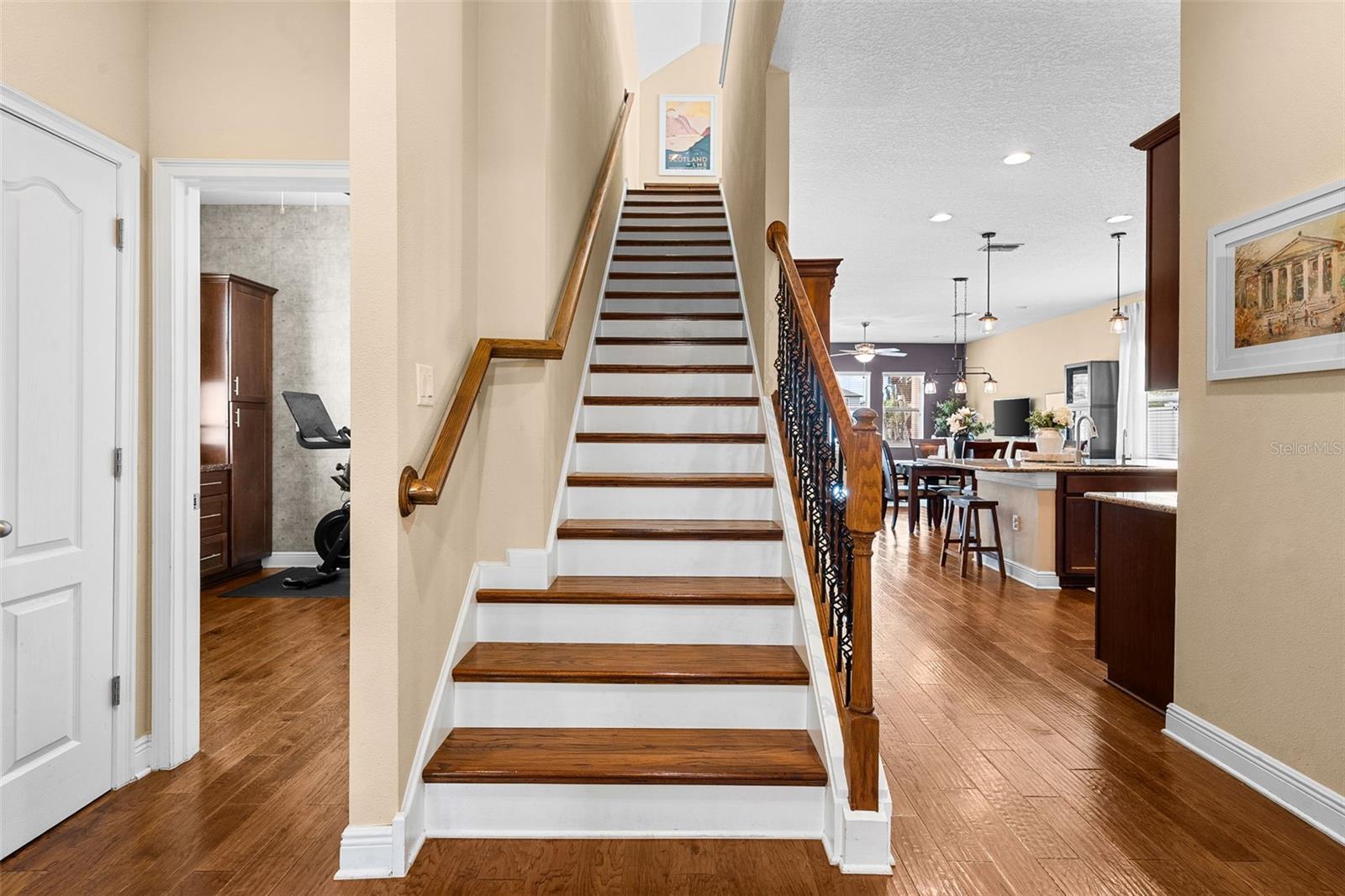 8115 CHAMPIONS FOREST WAY, TAMPA, FL, 33635