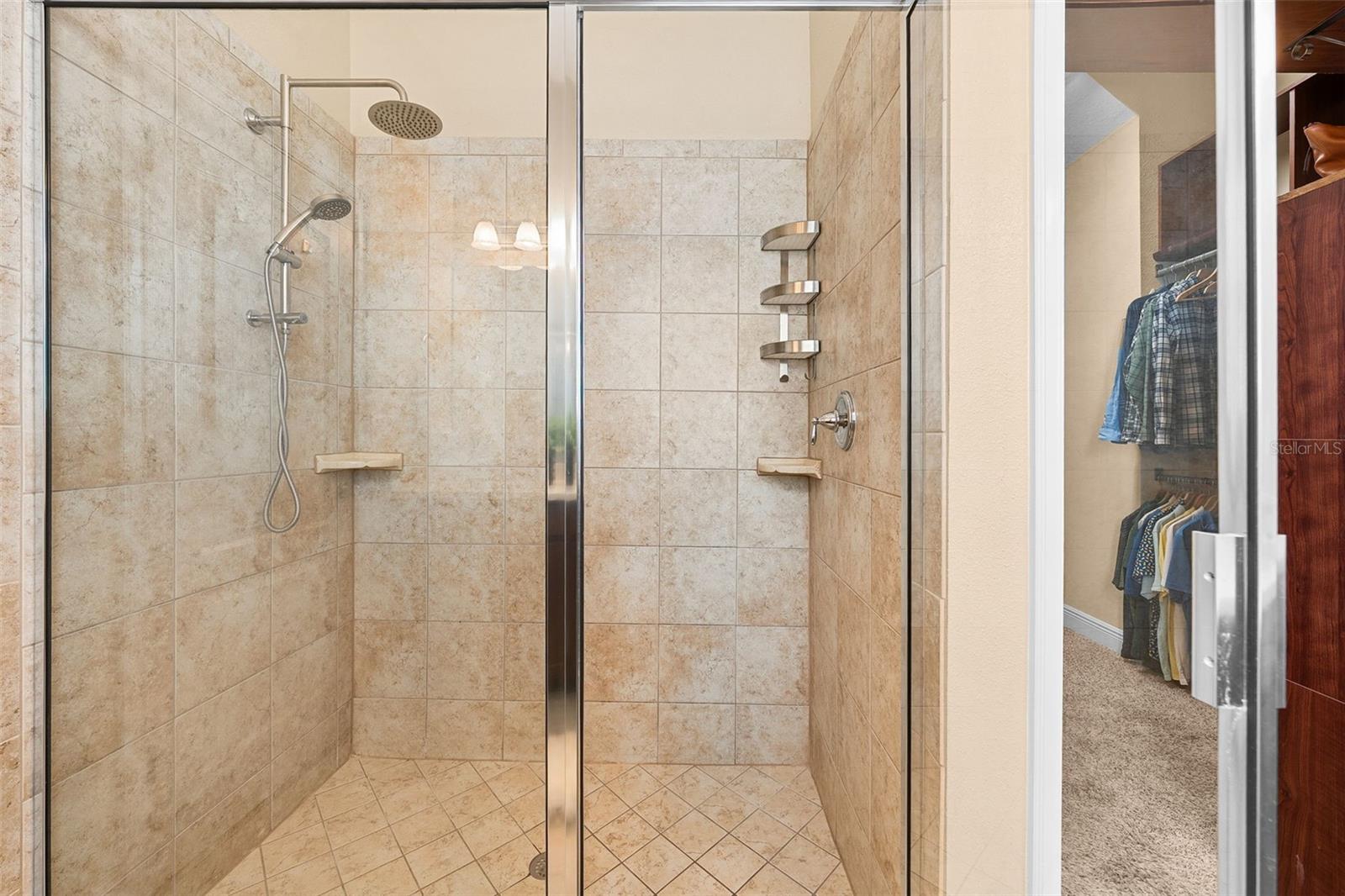 8115 CHAMPIONS FOREST WAY, TAMPA, FL, 33635