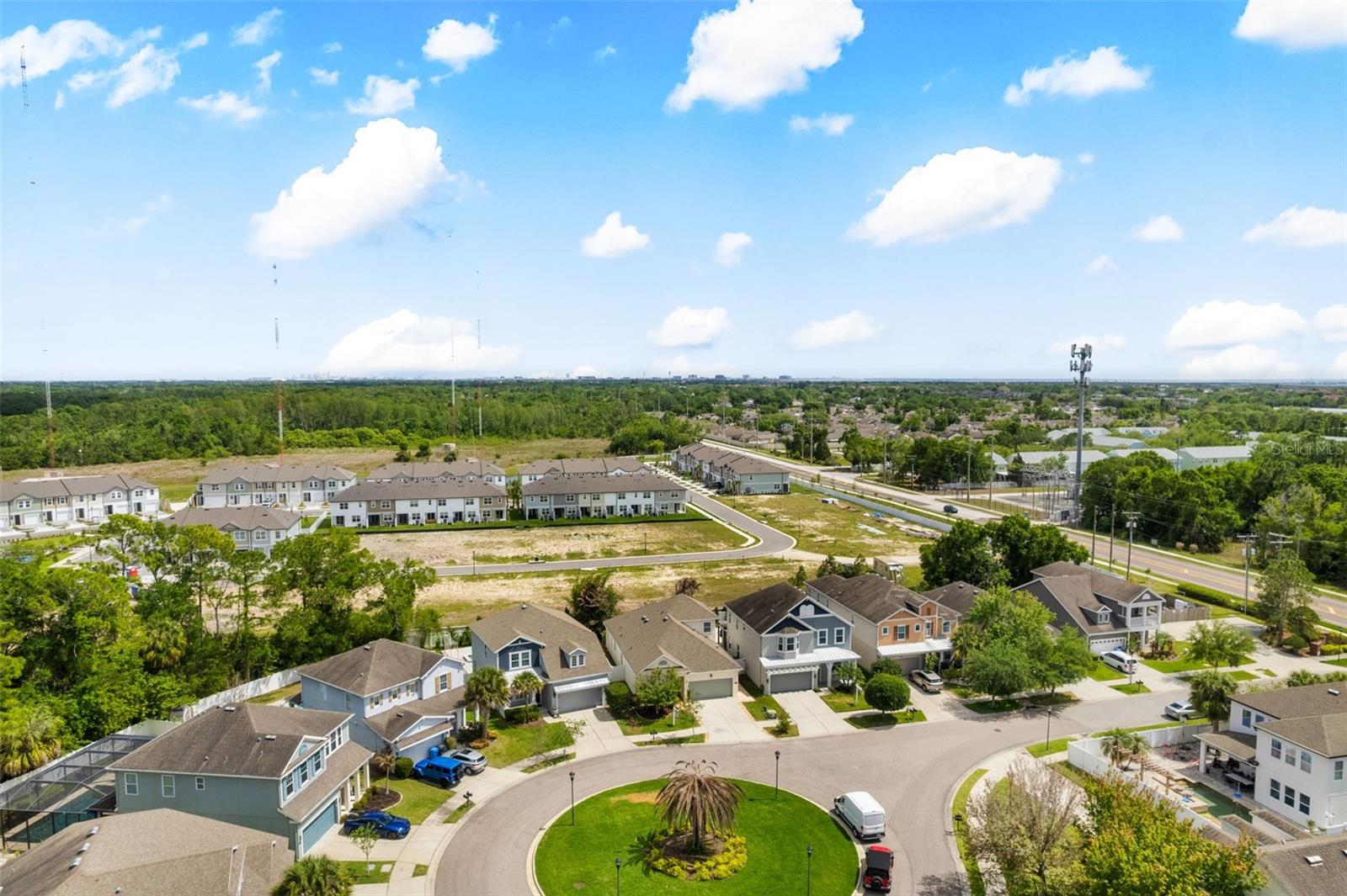 8115 CHAMPIONS FOREST WAY, TAMPA, FL, 33635