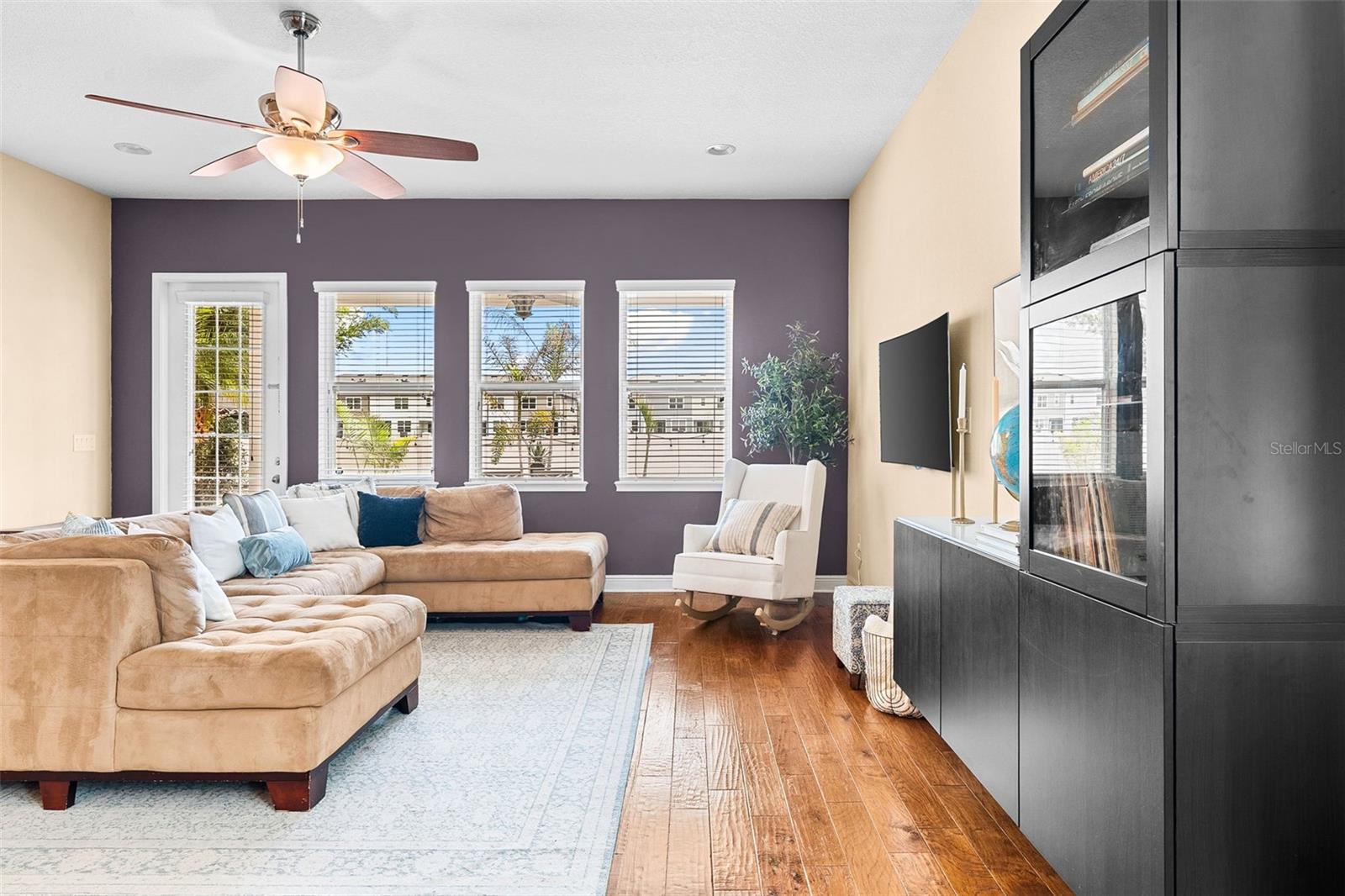 8115 CHAMPIONS FOREST WAY, TAMPA, FL, 33635