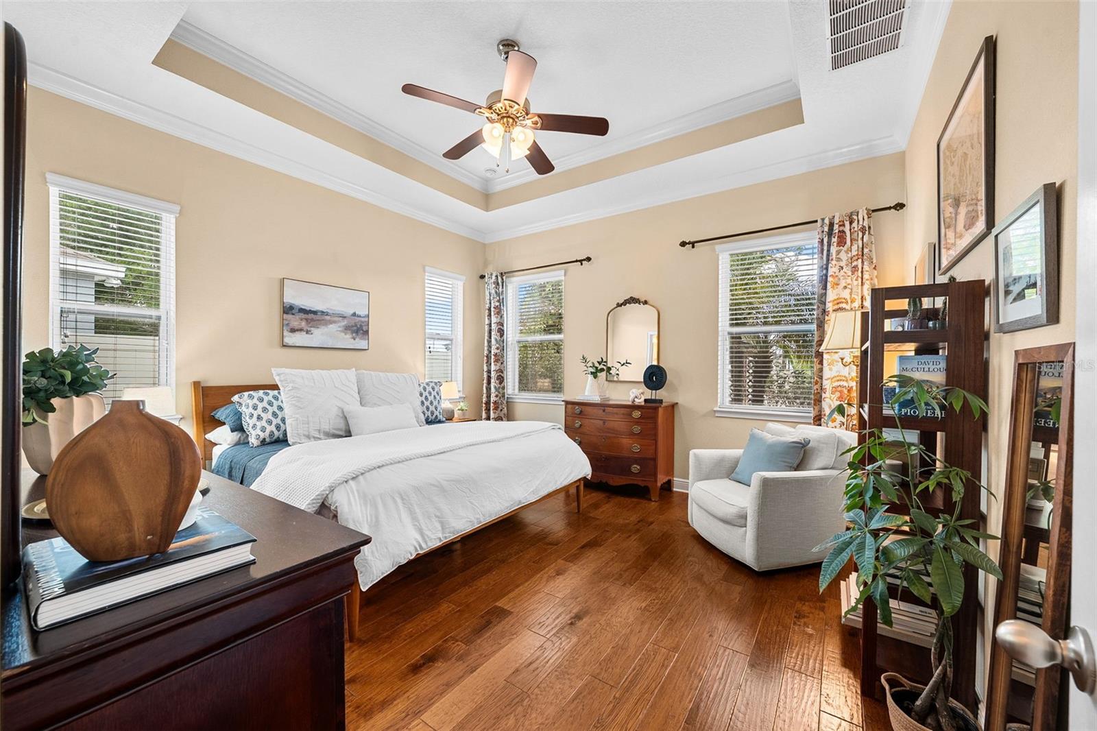 8115 CHAMPIONS FOREST WAY, TAMPA, FL, 33635