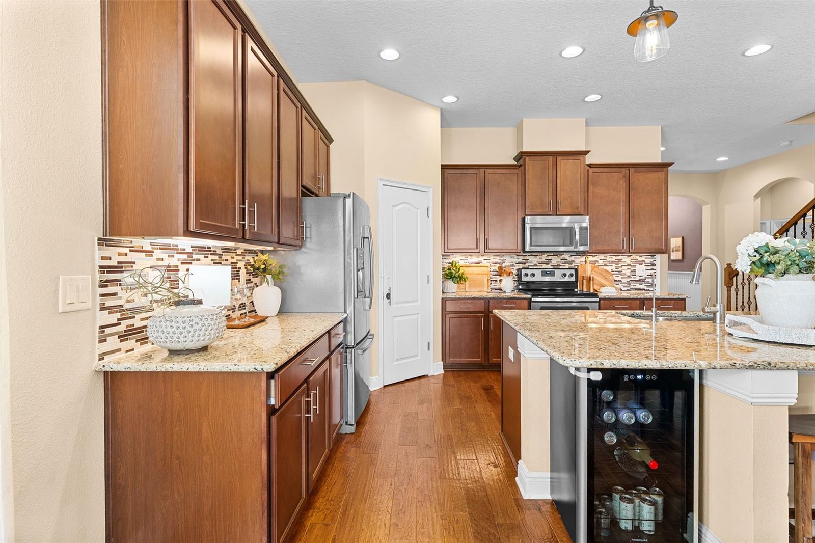 8115 CHAMPIONS FOREST WAY, TAMPA, FL, 33635