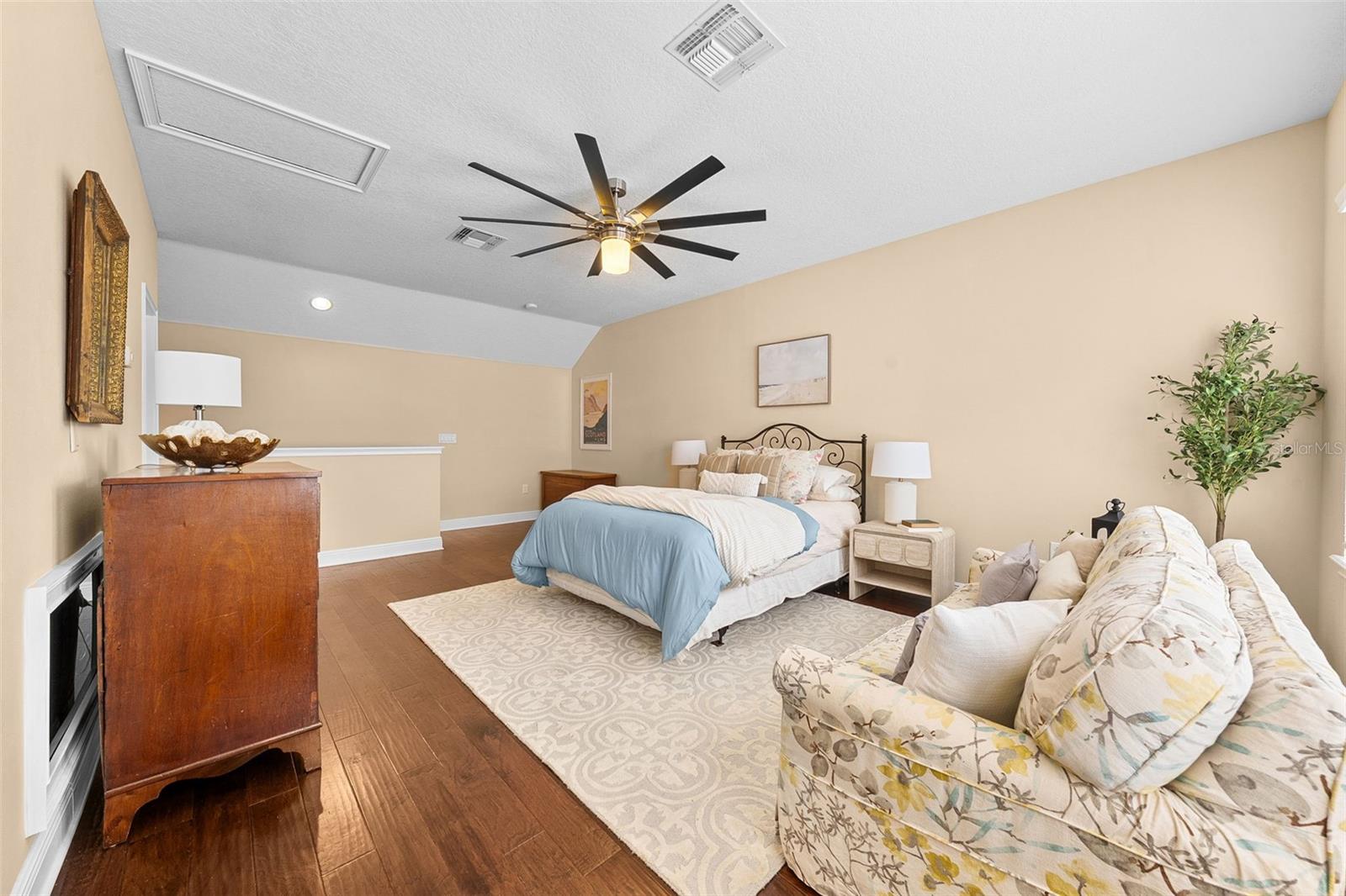 8115 CHAMPIONS FOREST WAY, TAMPA, FL, 33635