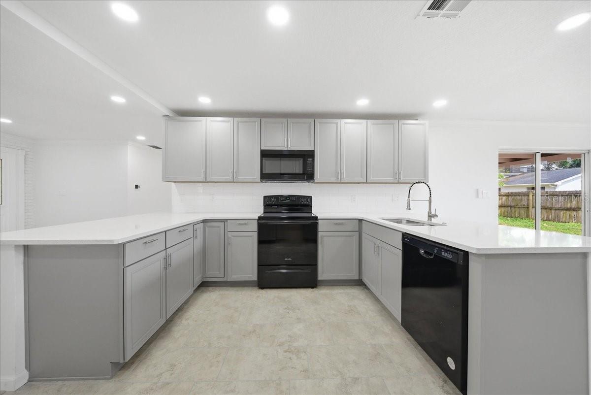2661 APPLEWOOD DR, TITUSVILLE, FL, 32780