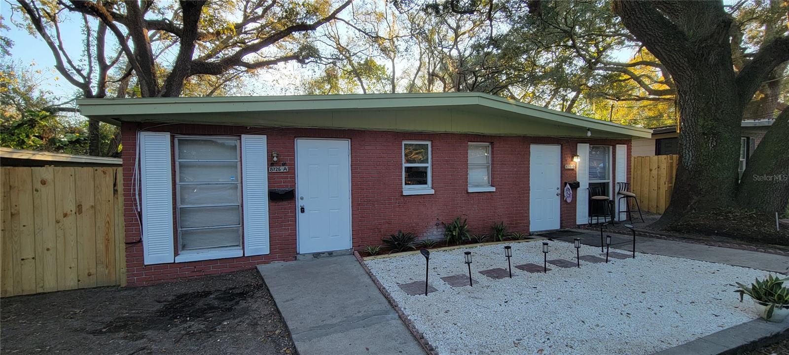 8725 N 48TH ST #A, TAMPA, FL, 33617