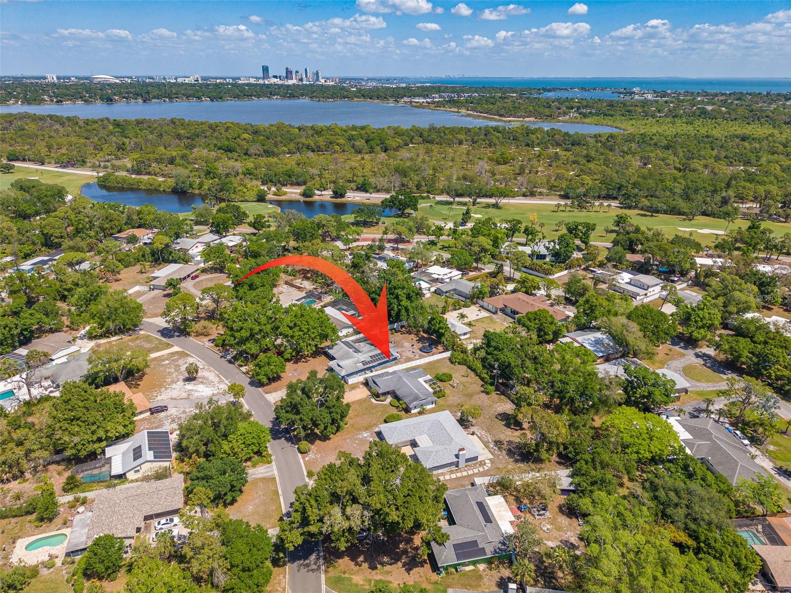 Minutes to Downtown St Pete