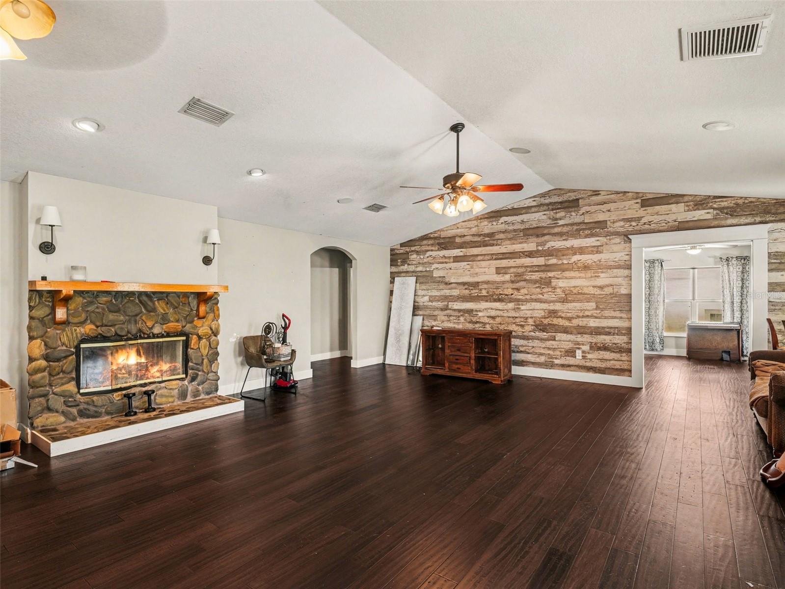1740 BAYSHORE DR, TERRA CEIA, FL, 34250